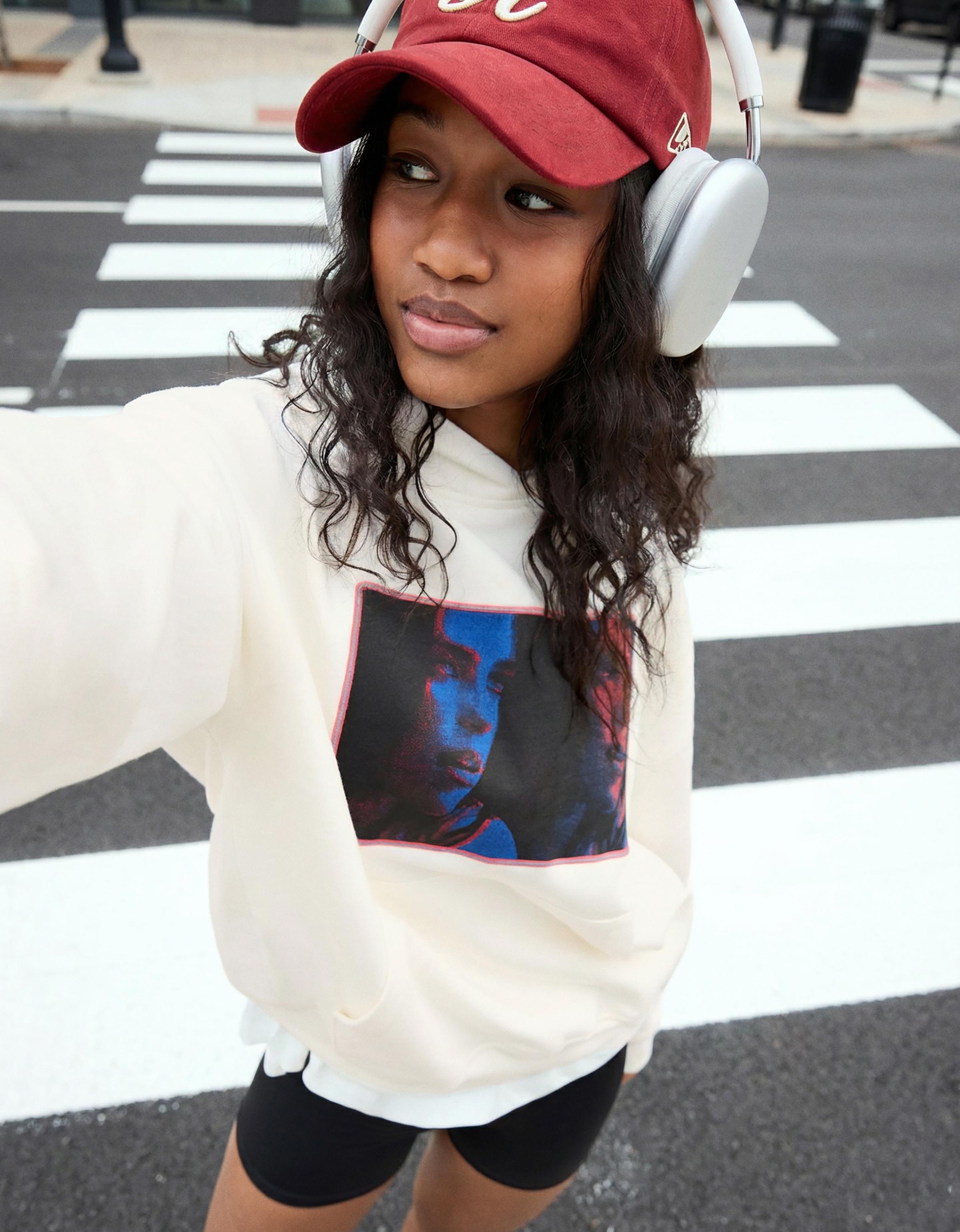 Billie Eilish print hood sweatshirt with hood sweatshirt