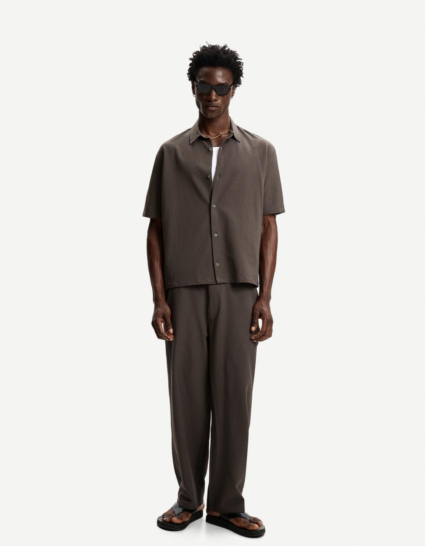 Pantalón baggy jogger plisado-Visón-0