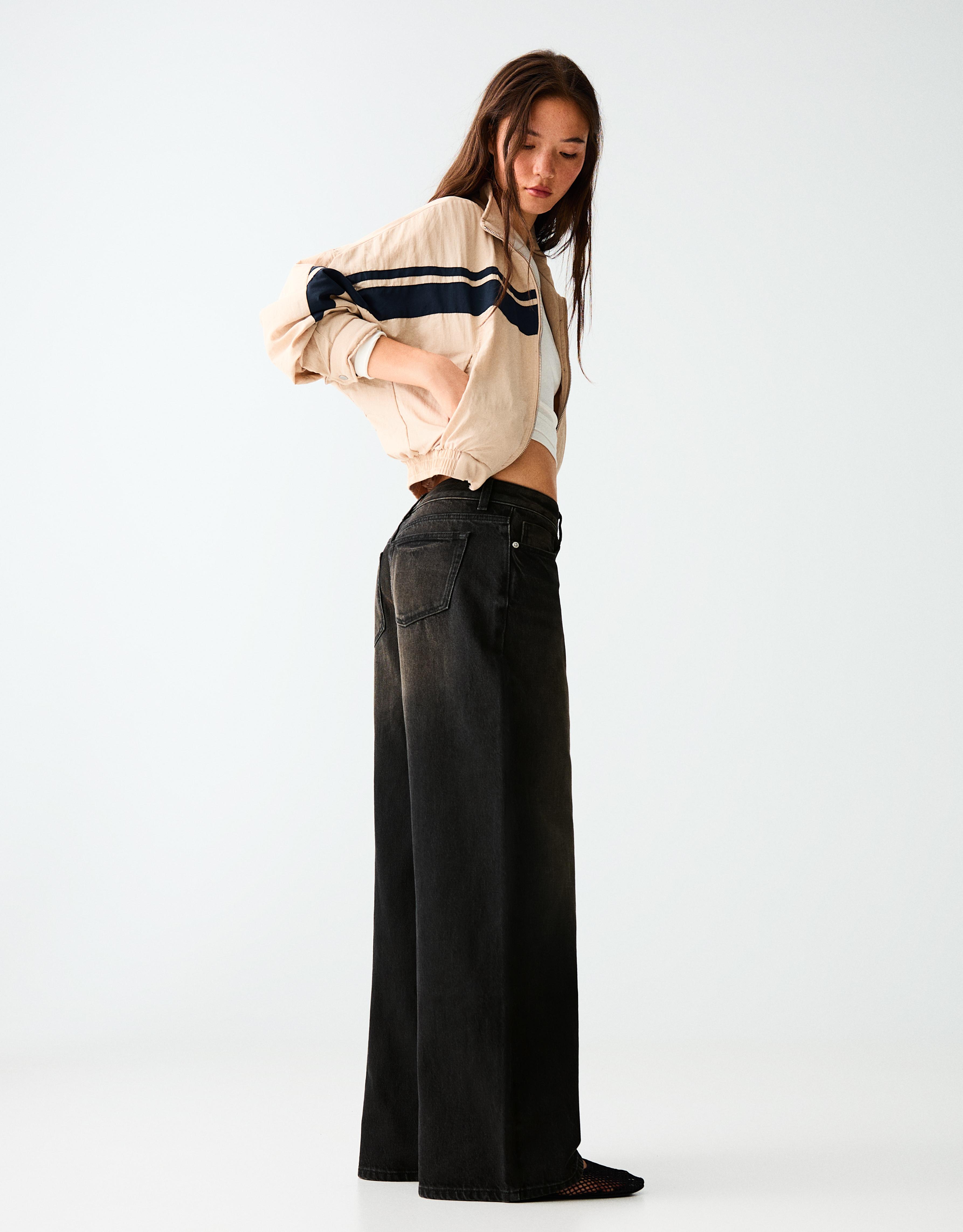 Low-rise wide-leg jeans — Black