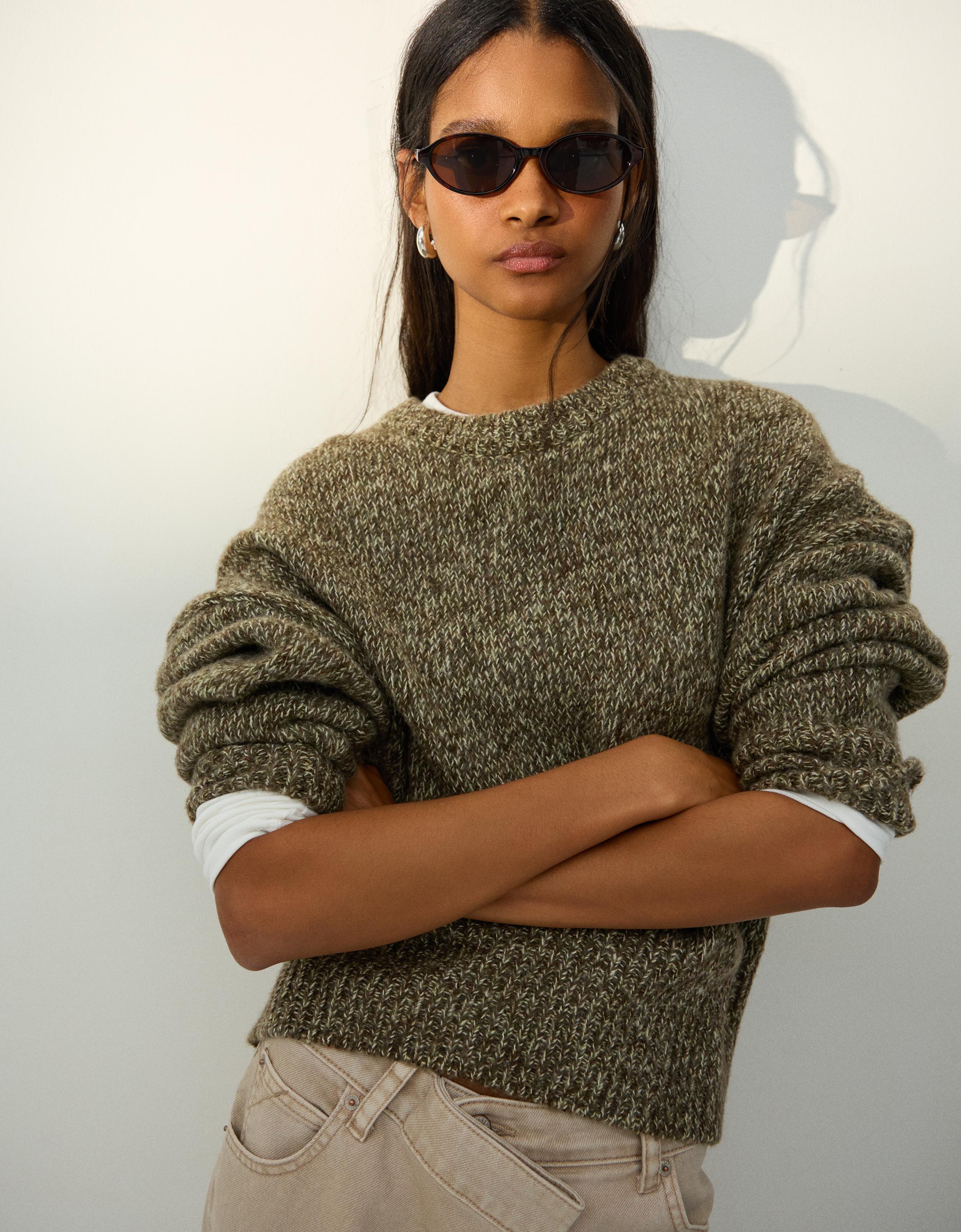 Bershka Pullover Mit Körpernah Geschnittenem Bund Damen Xs Grün