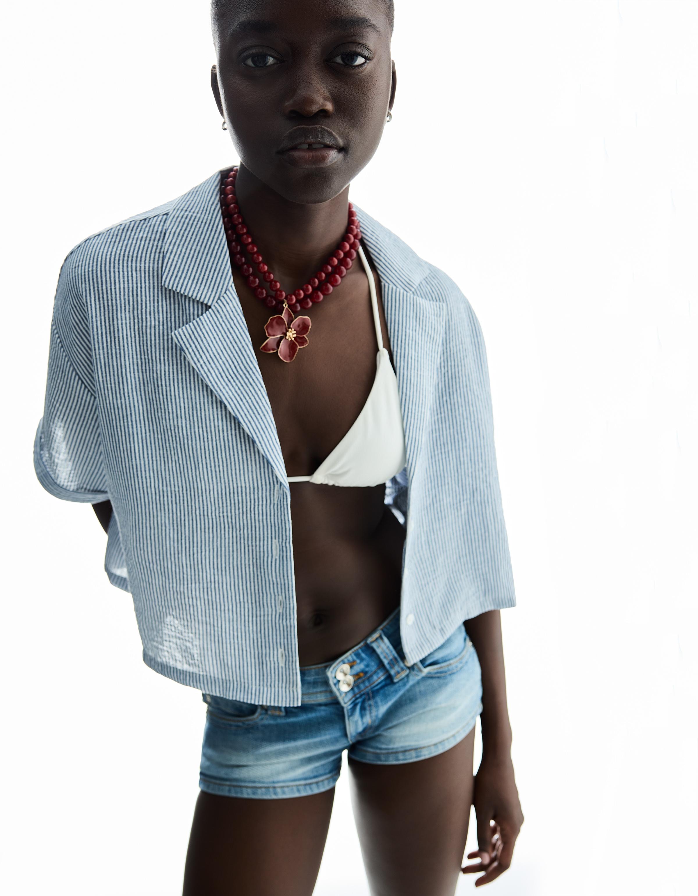 Bershka Rustikales Hemd Mit Kurzen Ärmeln Und Strukturmuster Damen M Marinenblau