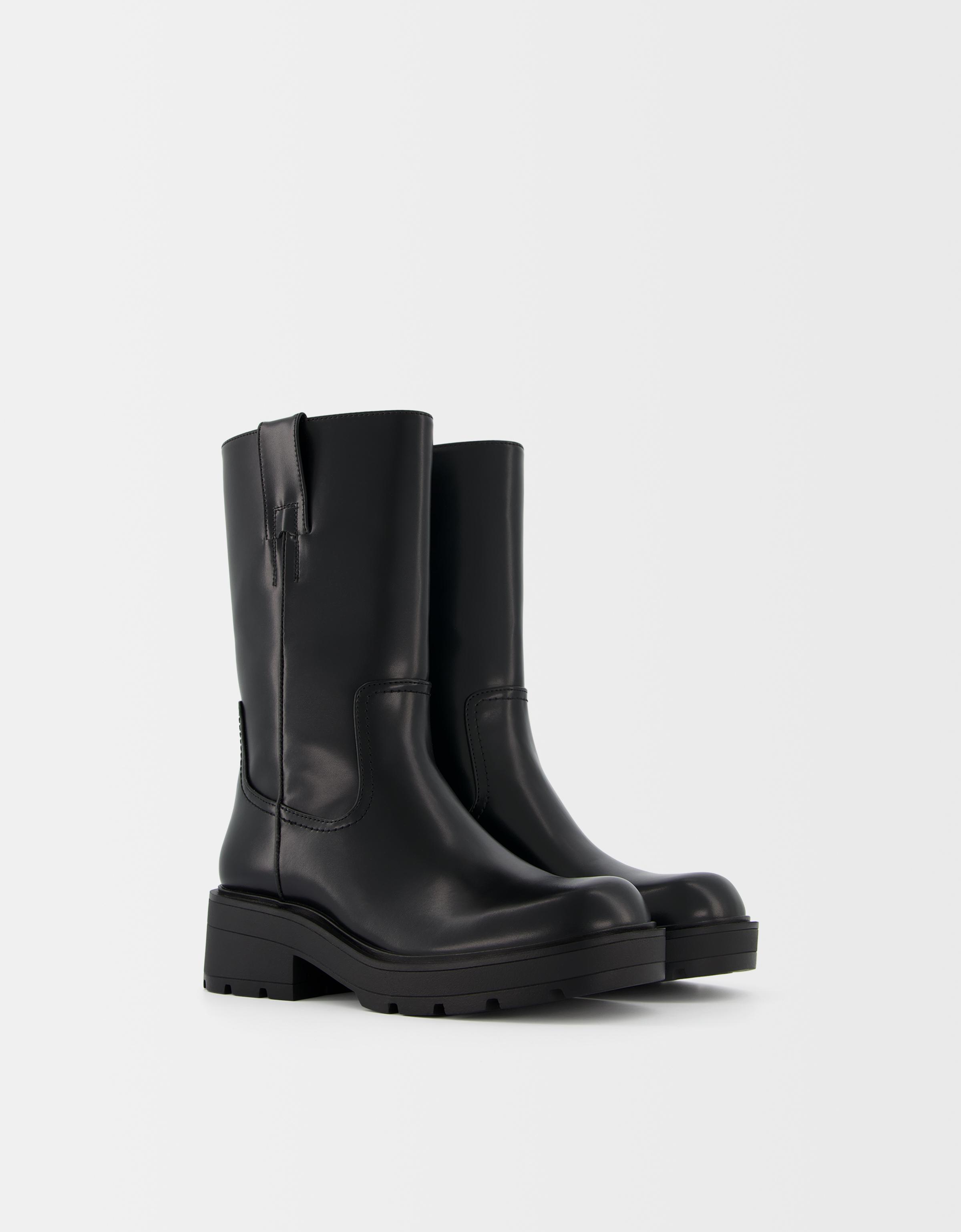 Mid calf black boots flat hotsell