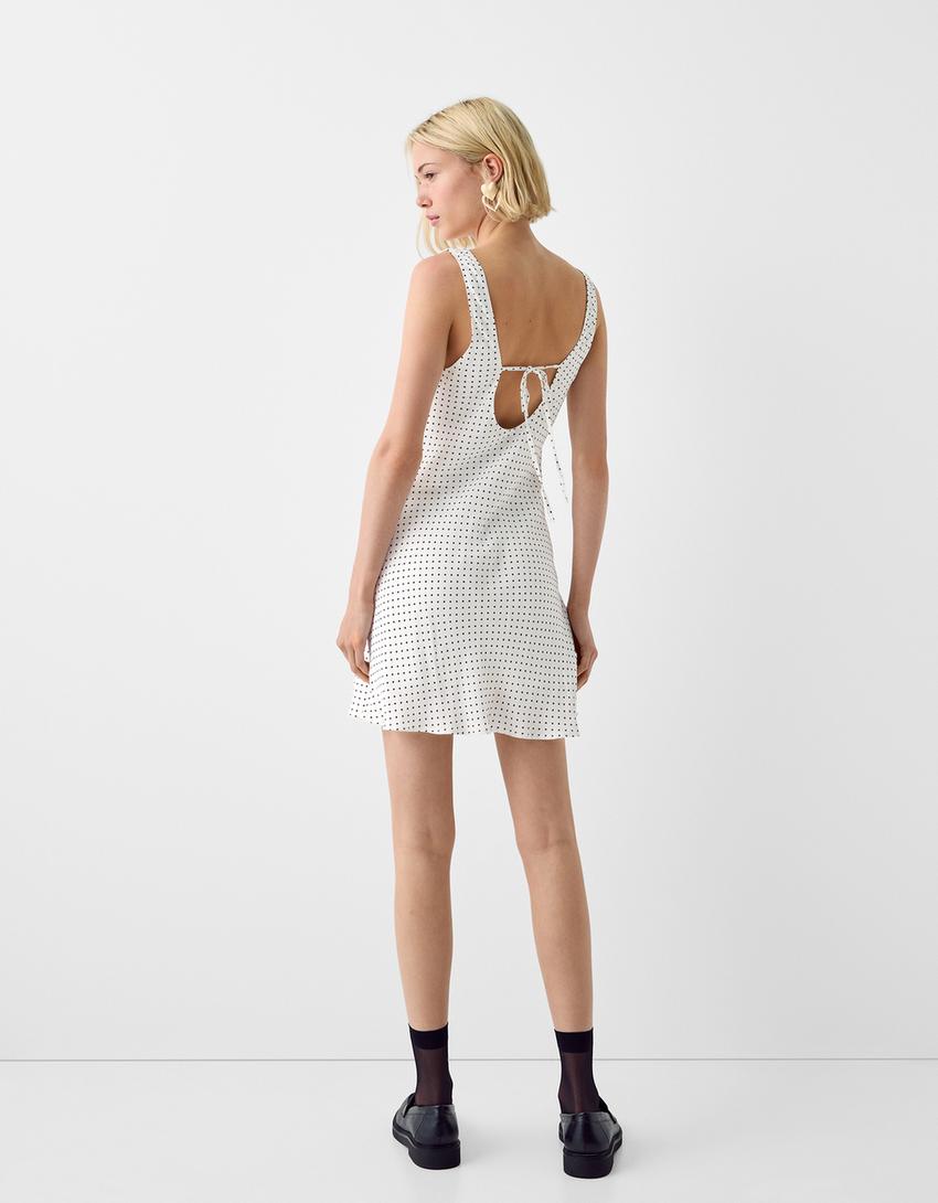 Minivestido bolinhas pormenor flor-Cru-1