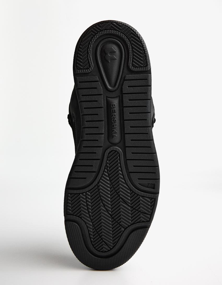 Chunky skater sneakers