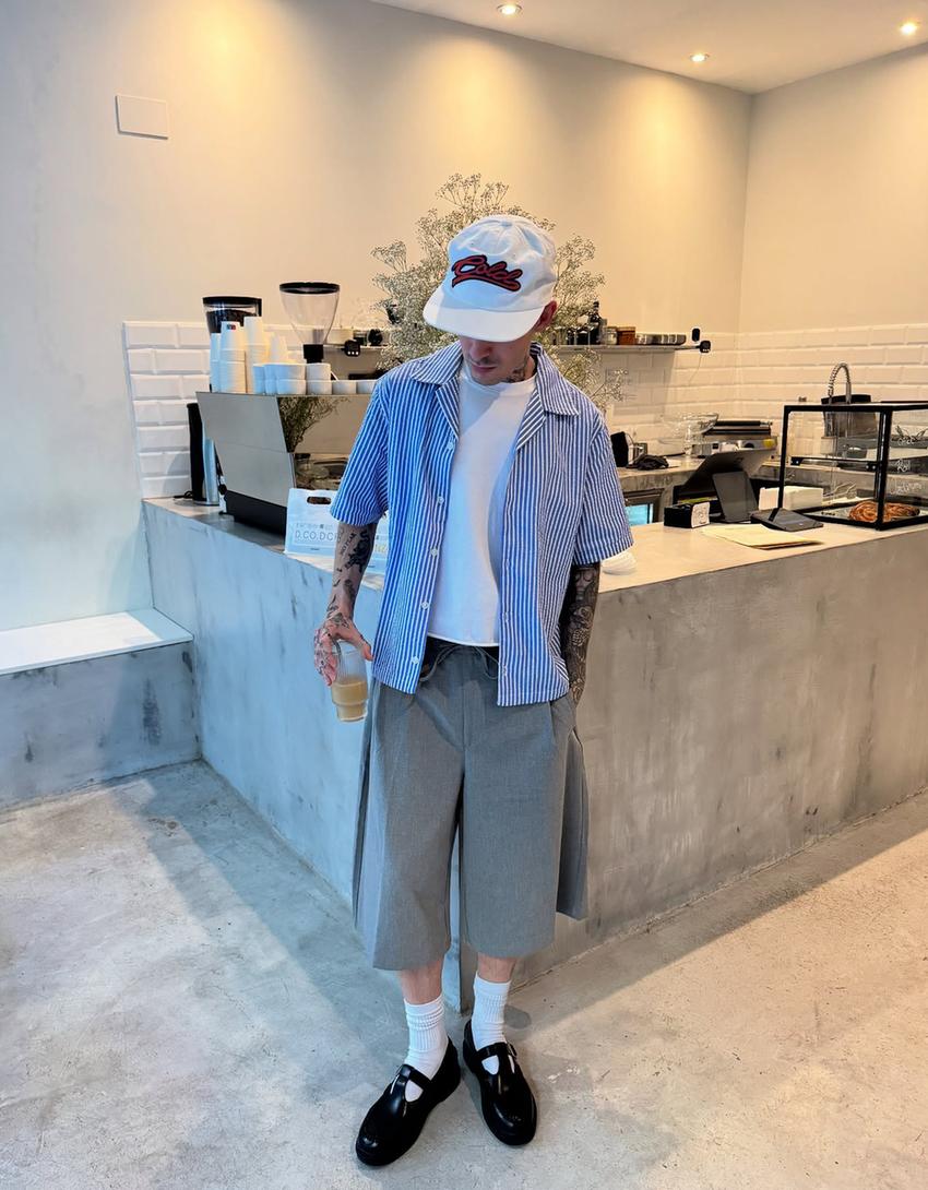 Chemise à manches courtes à rayures Chemises Homme Bershka