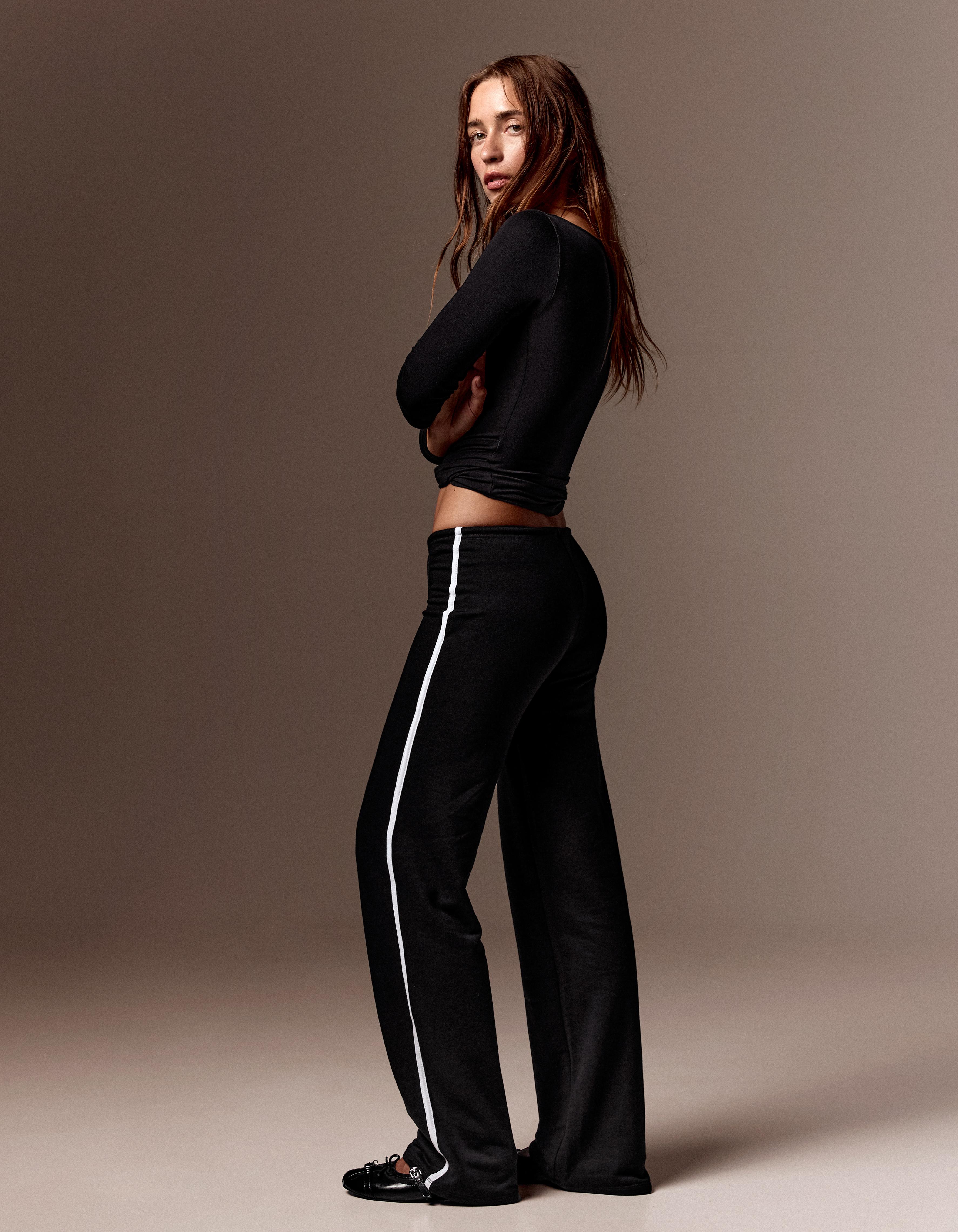Side-stripe joggers — Black
