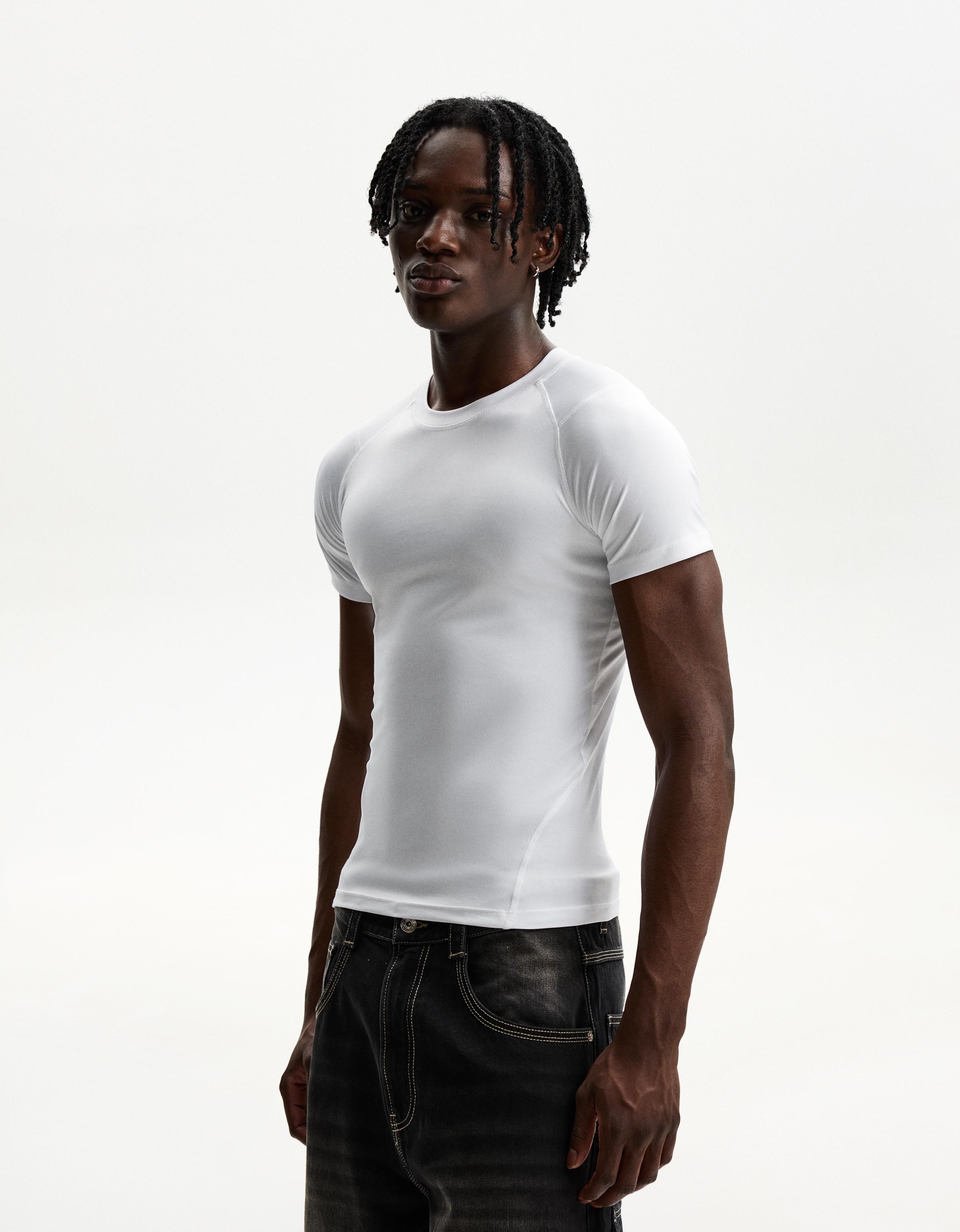 Bershka T-Shirt Im Slim-Fit Mit Kurzen Ärmeln Herren Xl Weiss