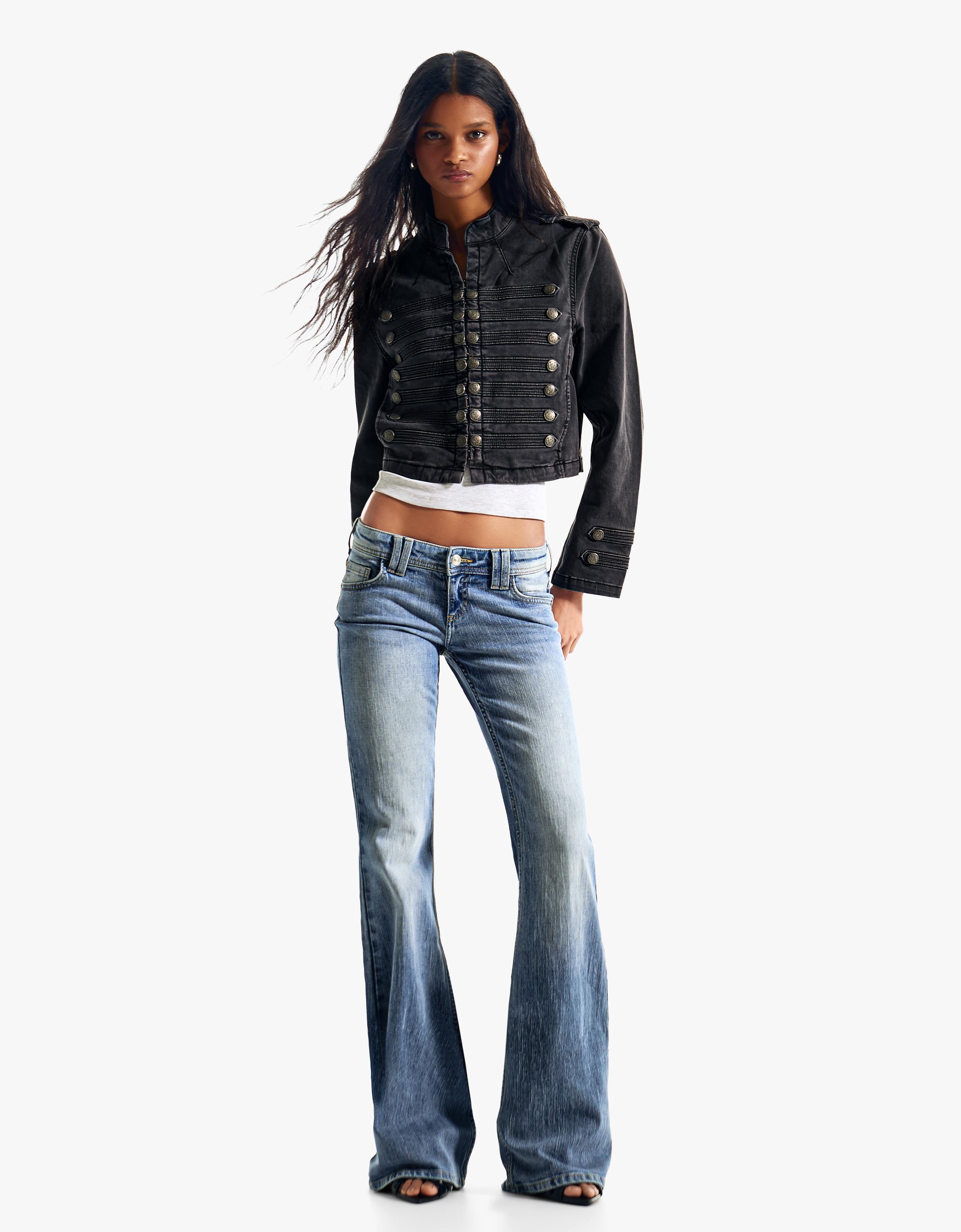 Low-rise embroidered flared jeans — Light blue