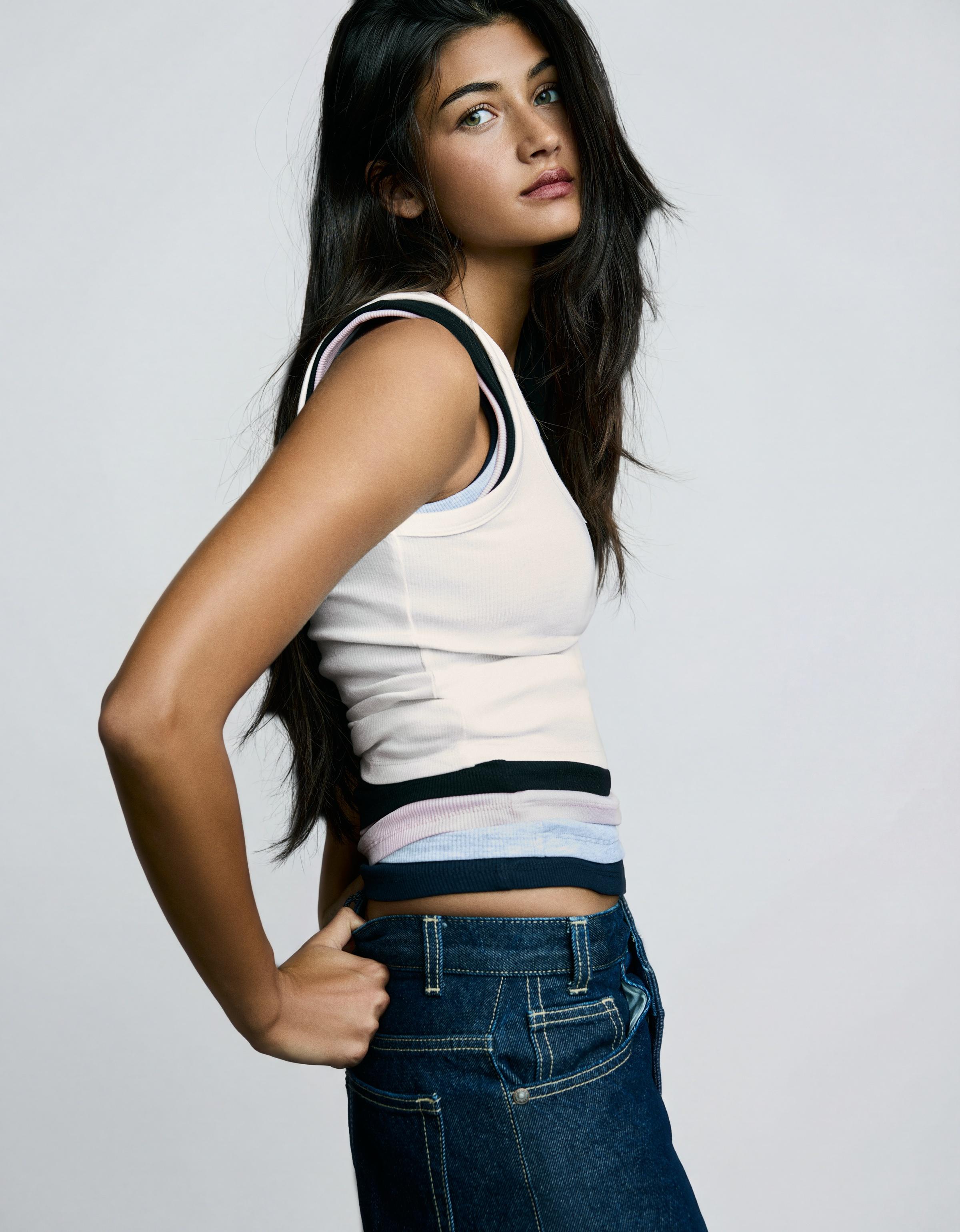 V-neck strappy vest top — Off white