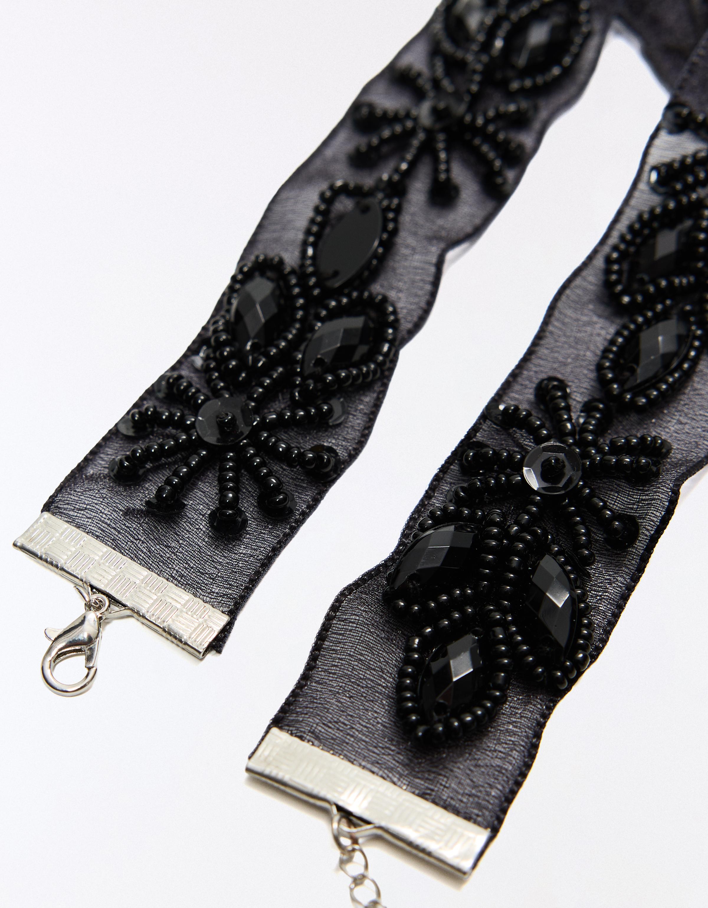 Bershka İşlemeli çiçek dokuma choker kolye görsel 4