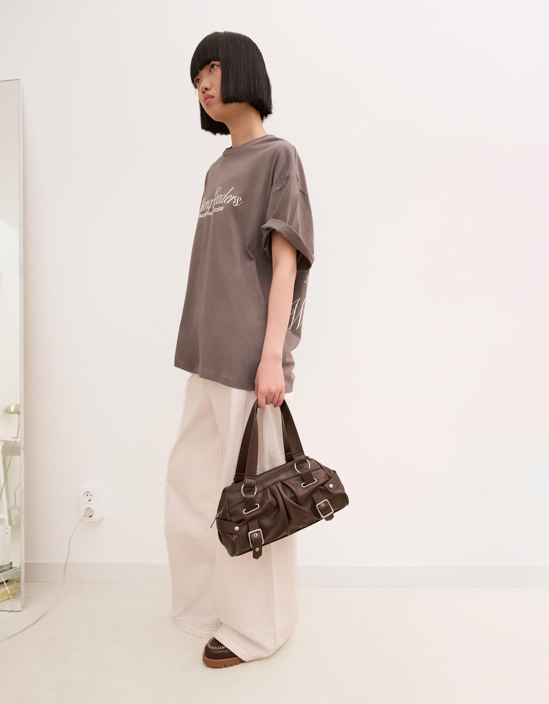 Buckled bowling bag