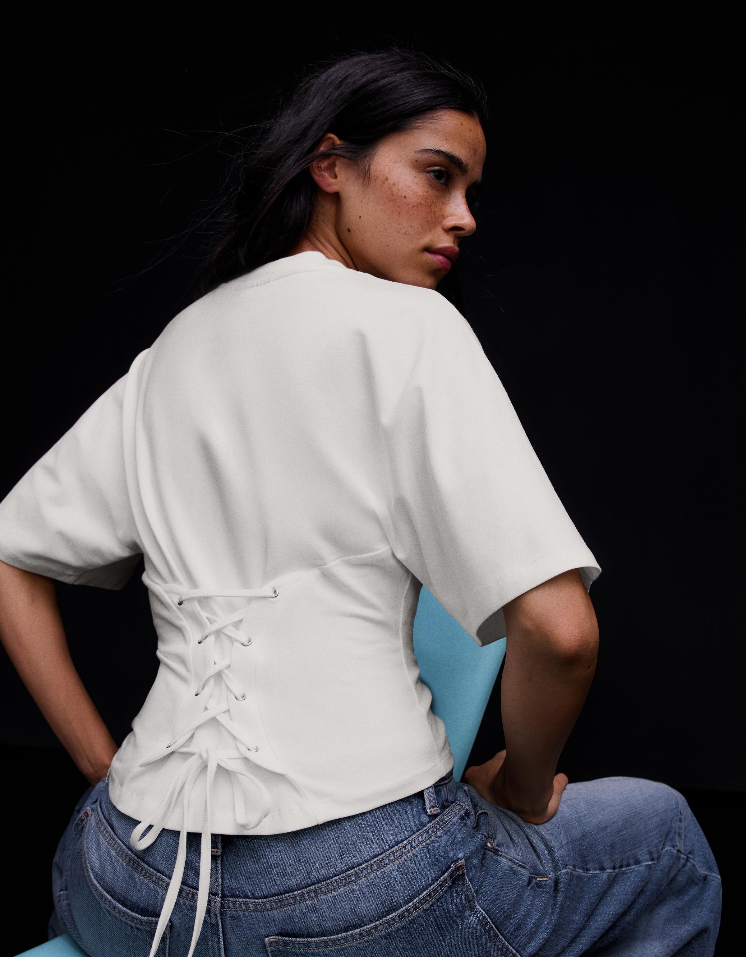 Short-sleeved corset T-shirt — Off white