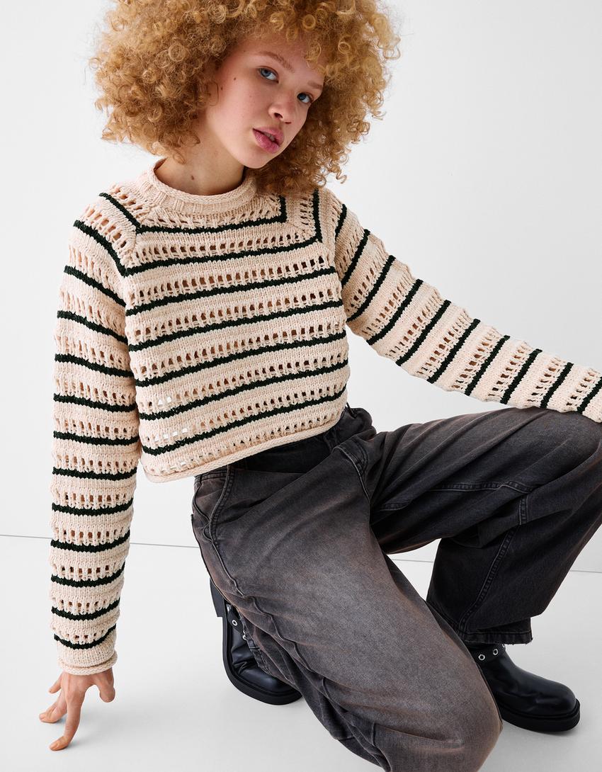 سويتر بحياكة مفتوحة من الشينيل-أسود-3