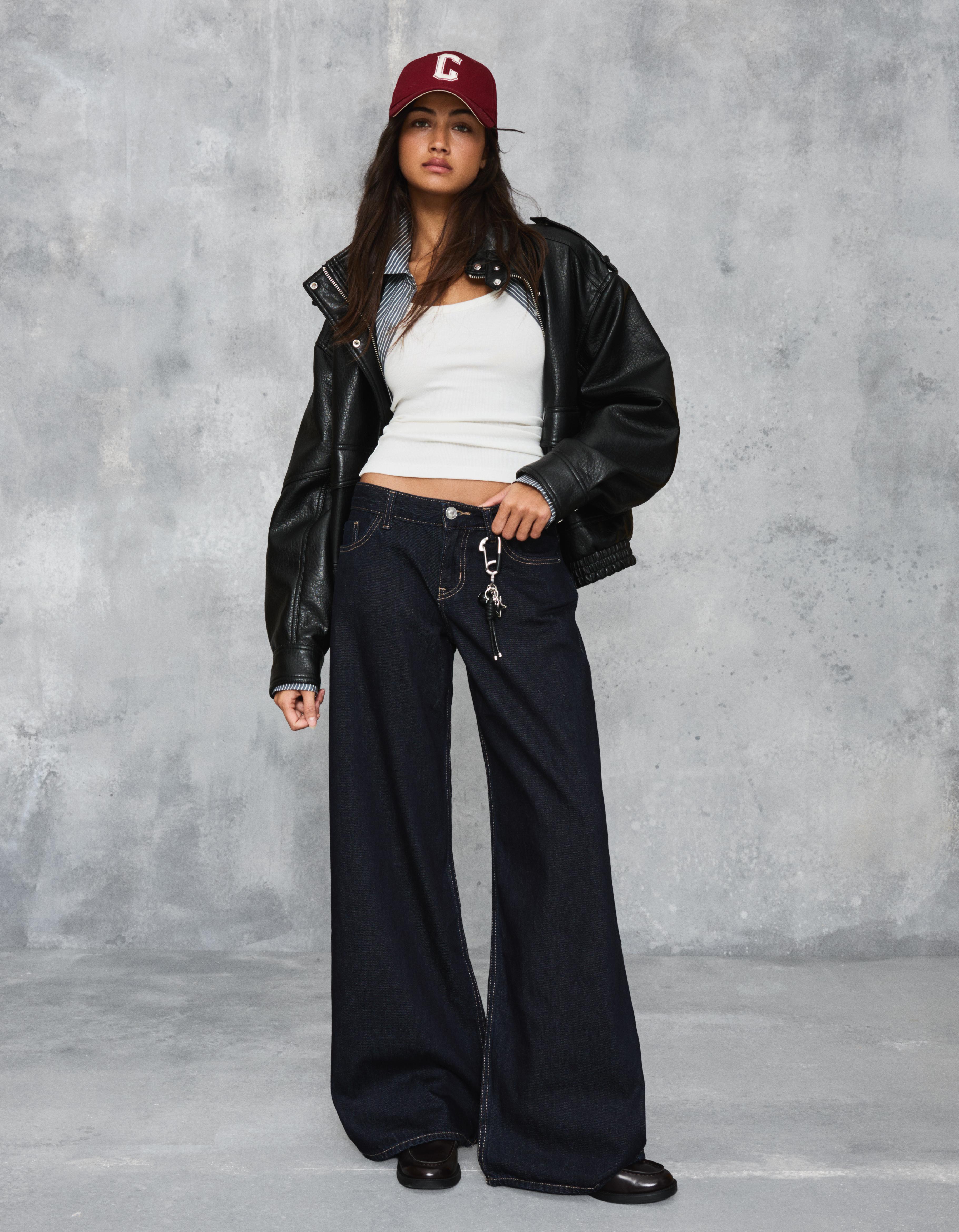 Bershka Jeans Mit Weitem Bein Und Tiefem Bund Damen 40 Marinenblau