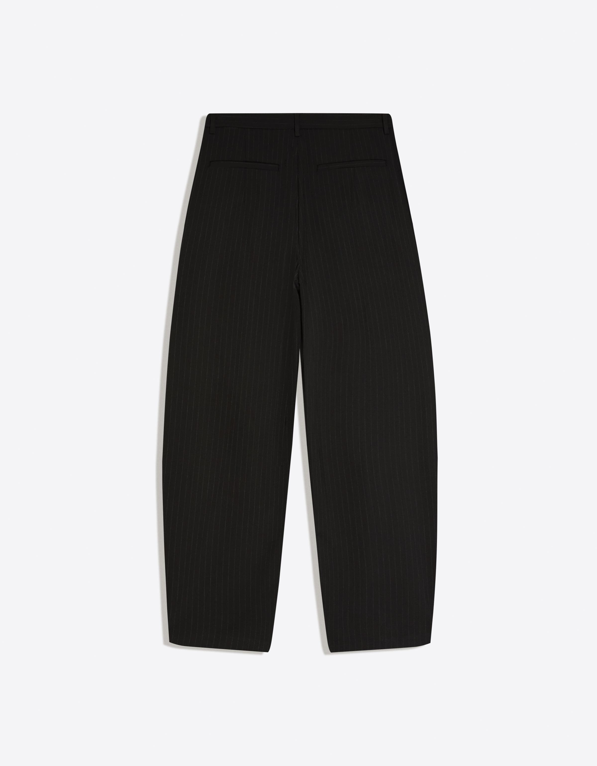 Super baggy tailored darted trousers — Black