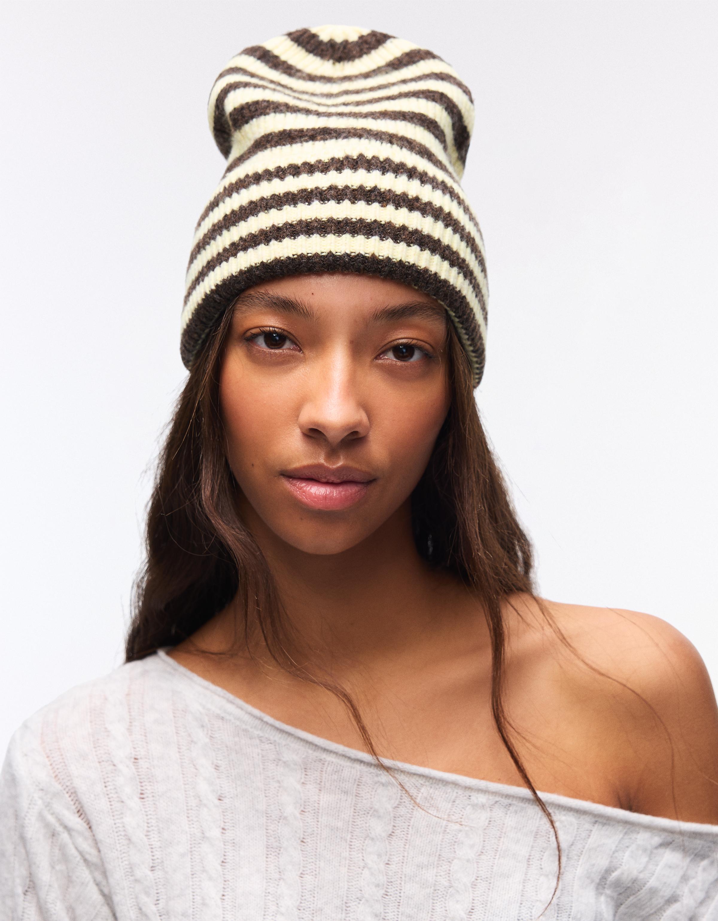 Bershka Gestreifte Skater-Beanie Damen Gelb