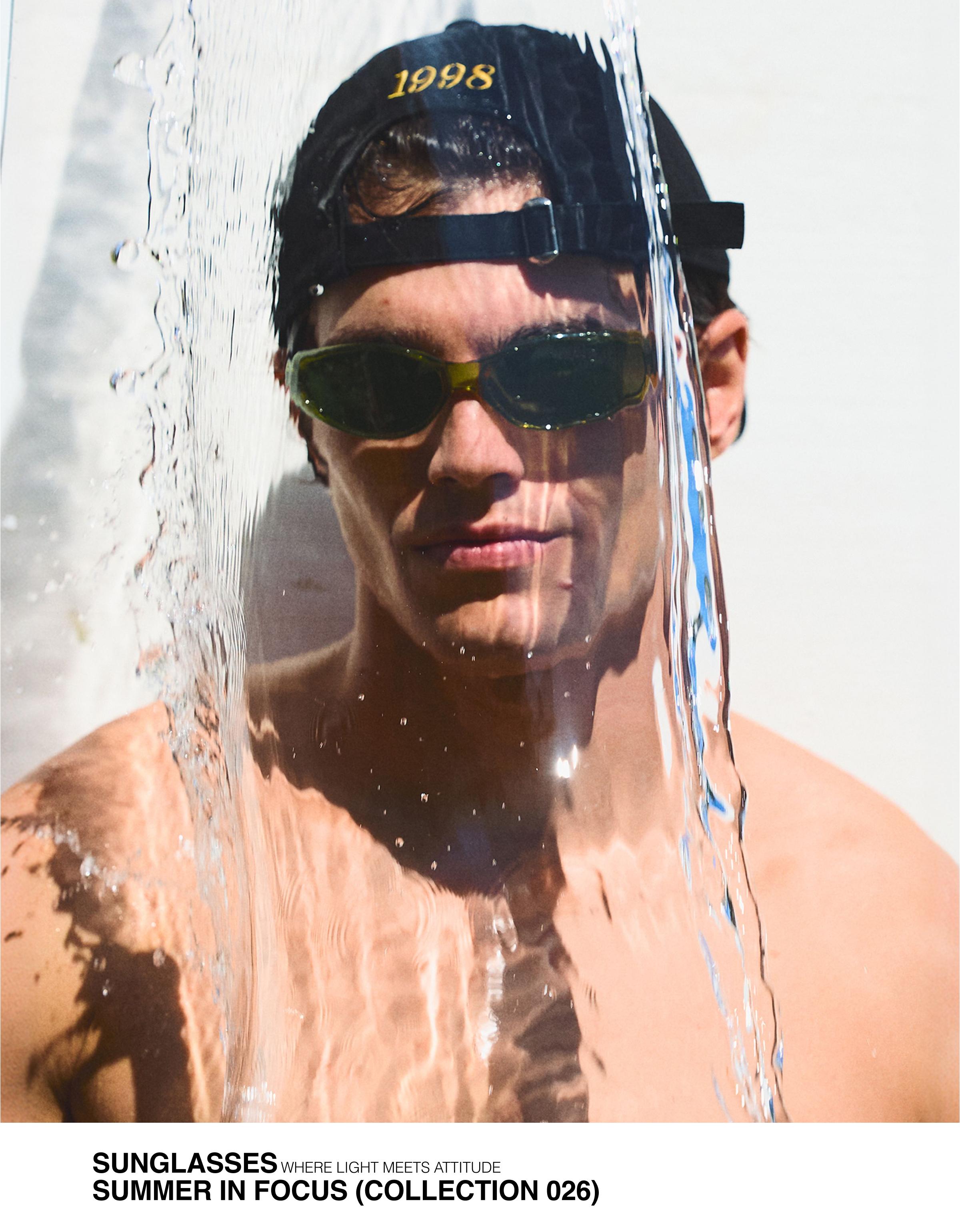 Oval sunglasses — Green