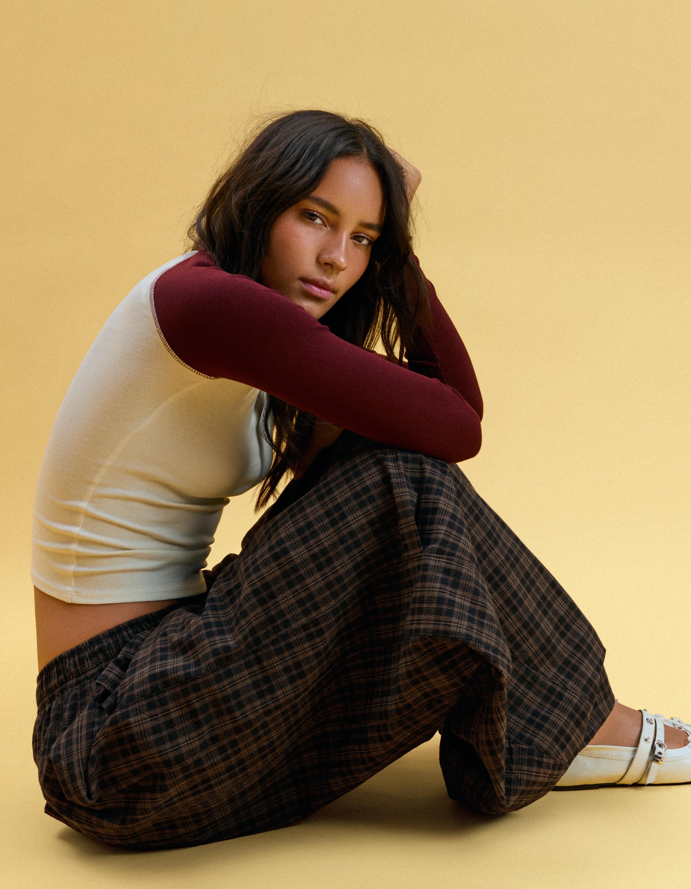 Checked barrel trousers — Brown