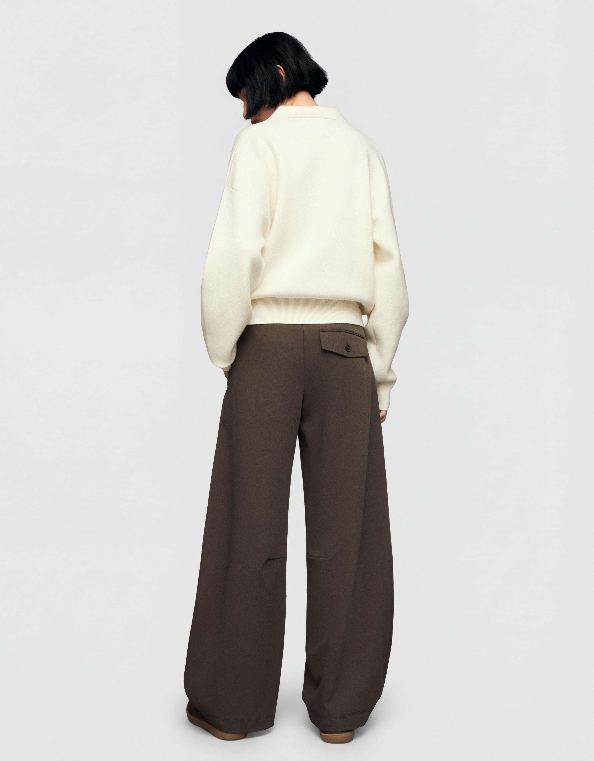 Pleated double-button trousers — Sand