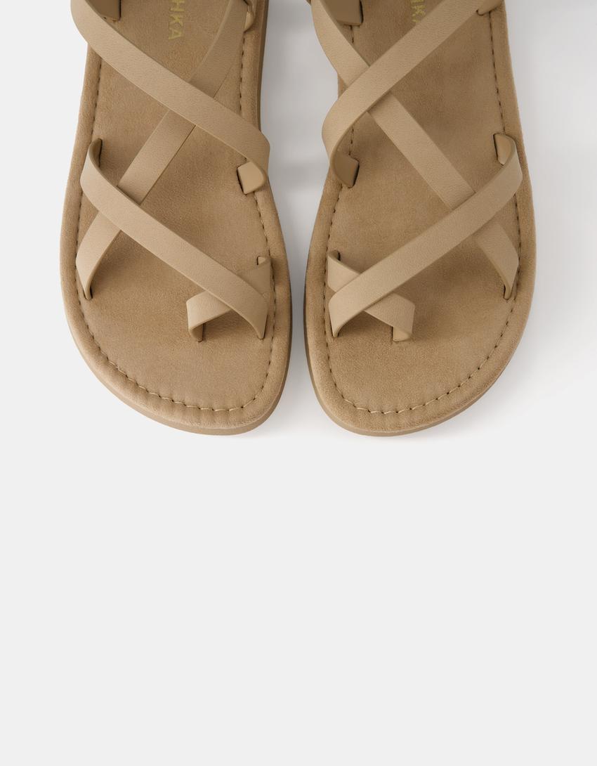 صندل مسطح بأحزمة متعددة-بيج