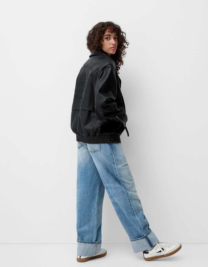 Casaco polipele mensagem relevo-Preto-1