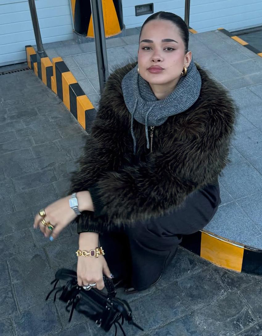 Zip-up faux fur jacket-Grey