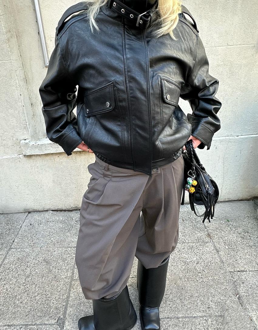 Giacca in finta pelle con tasche-Nero