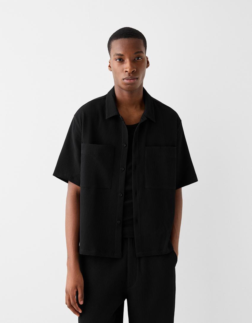 Wide-leg pleated trousers-Black-1