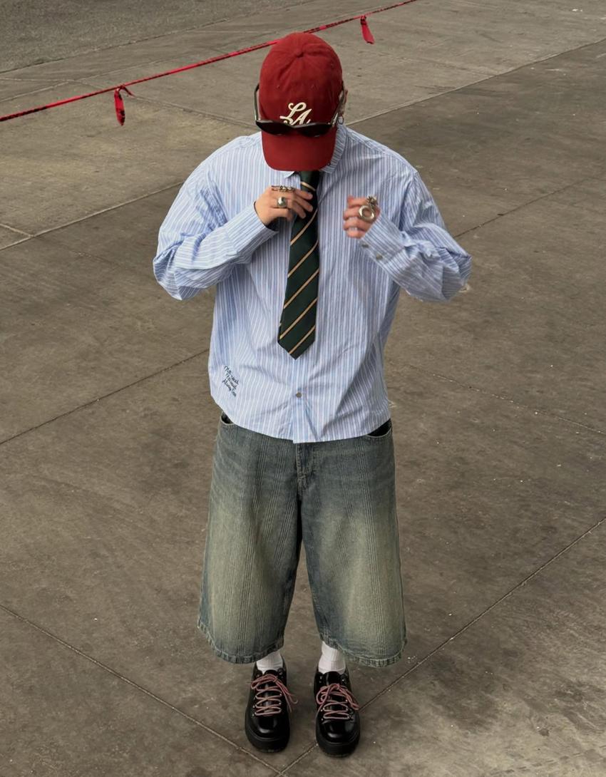 Super baggy denim Bermuda shorts-Light blue