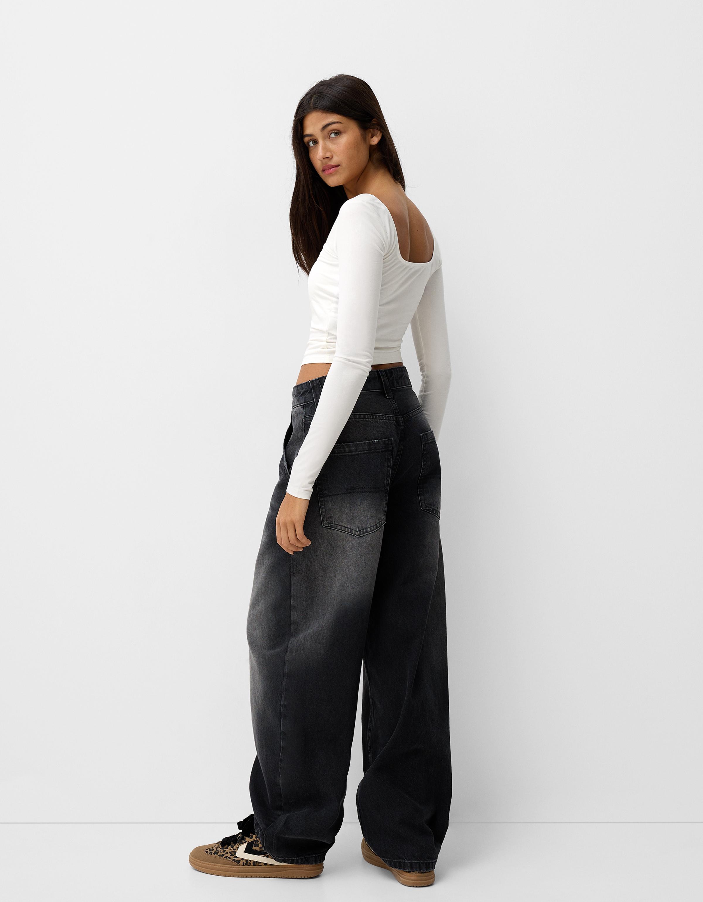 Square neckline long sleeve T-shirt - Women | Bershka