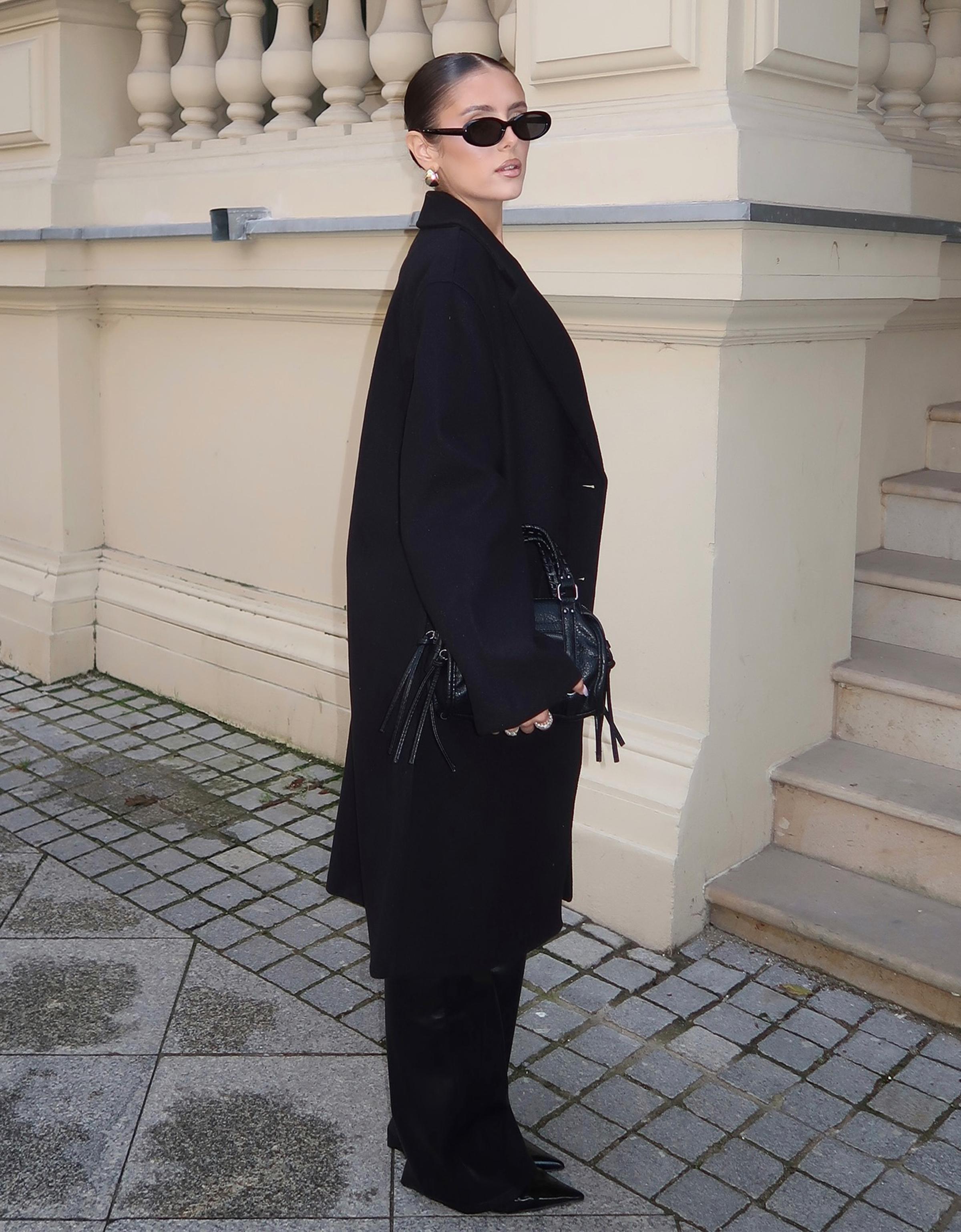 Soft-touch long coat — Black