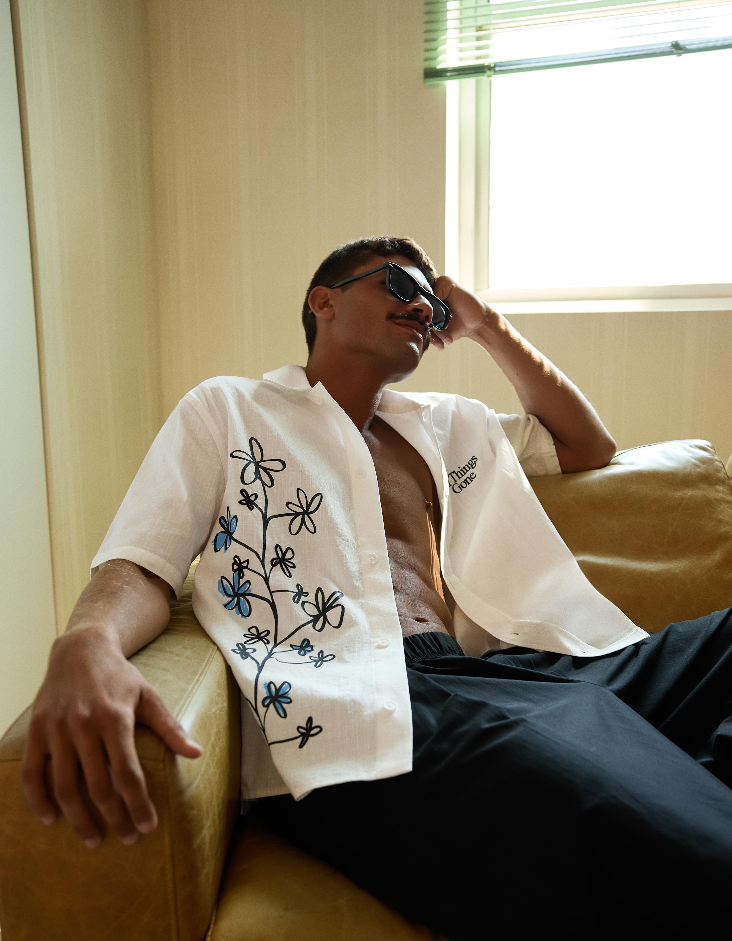 Boxy fit kısa kollu baskılı gömlek - Görsel 18