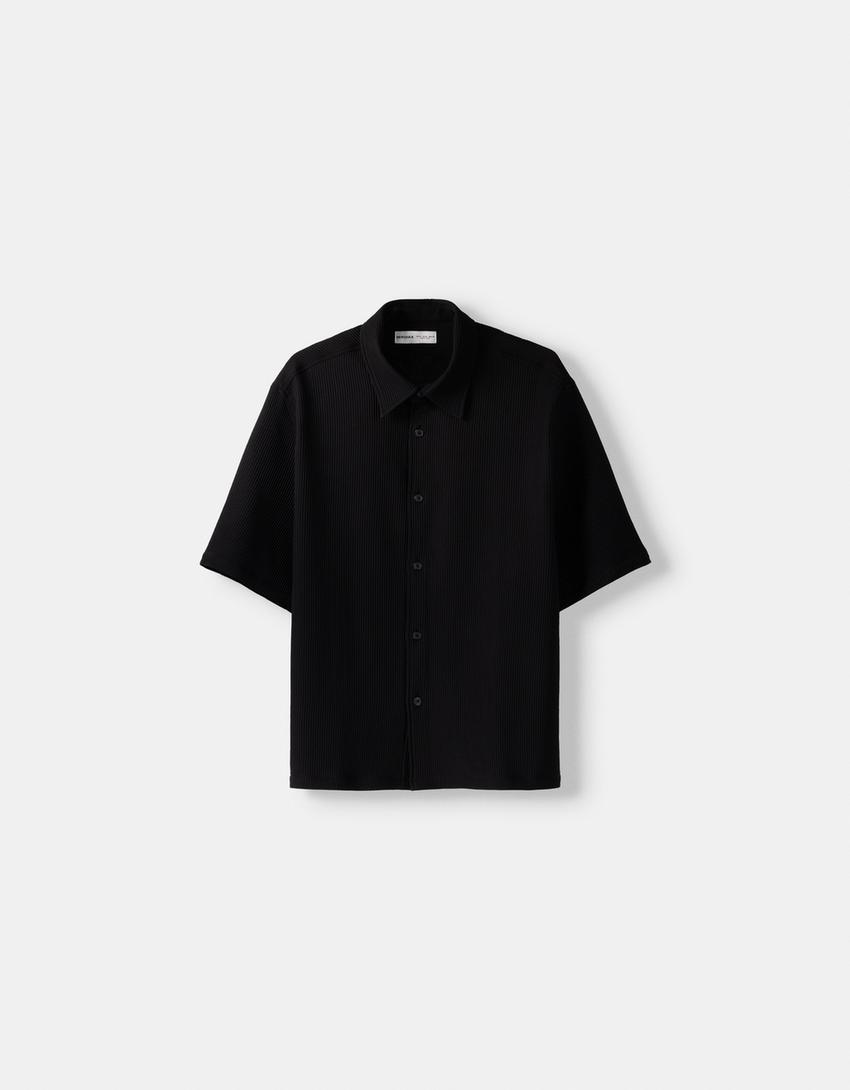 Pleated short sleeve shirt-Black-4
