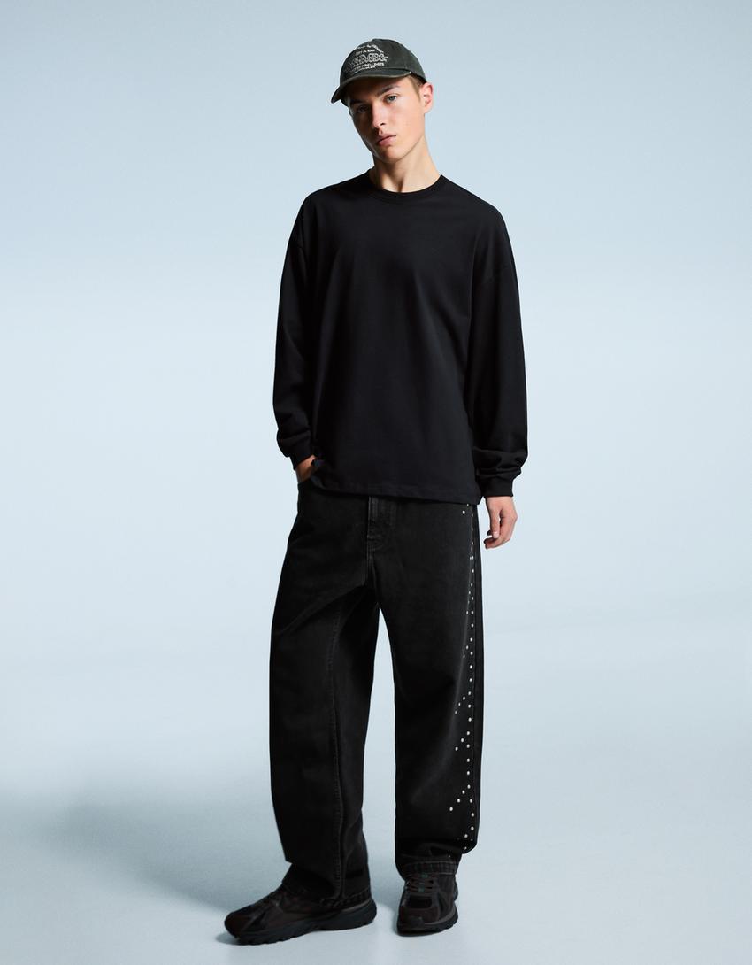 Baggy fit zımbalı jean-Siyah