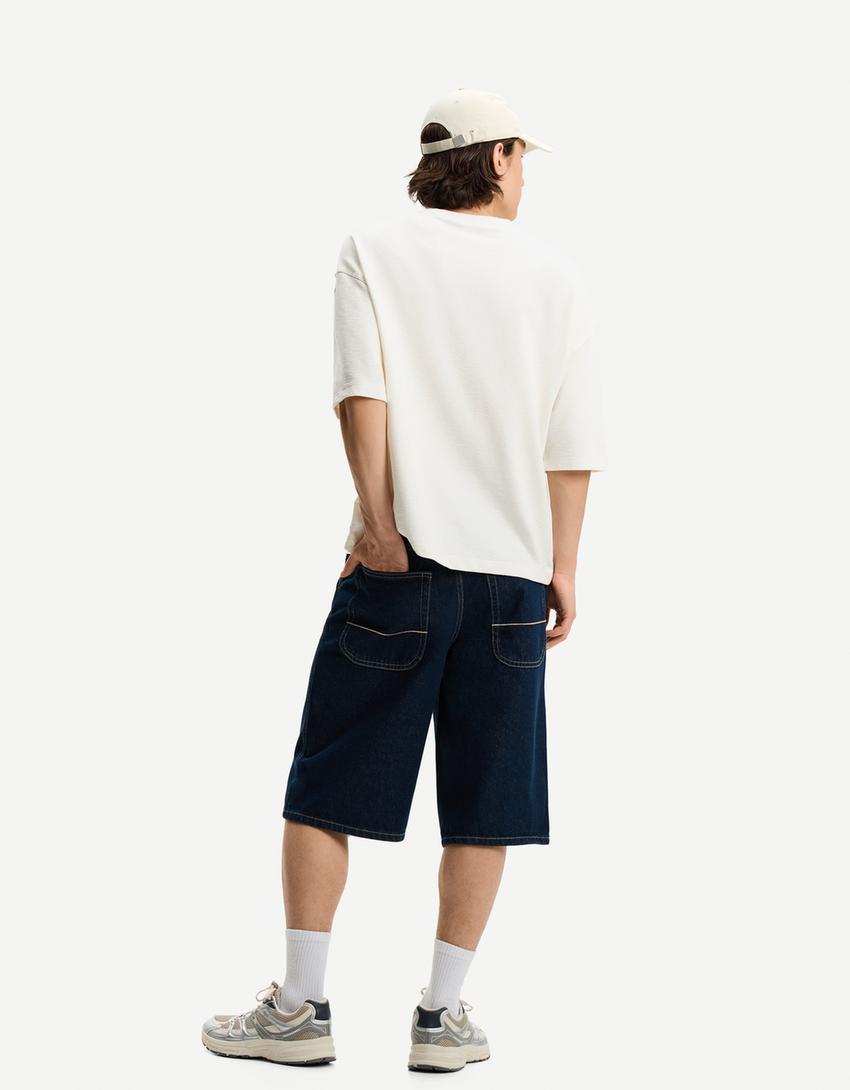 Textured short sleeve boxy fit T-shirt with embroidery-Off white