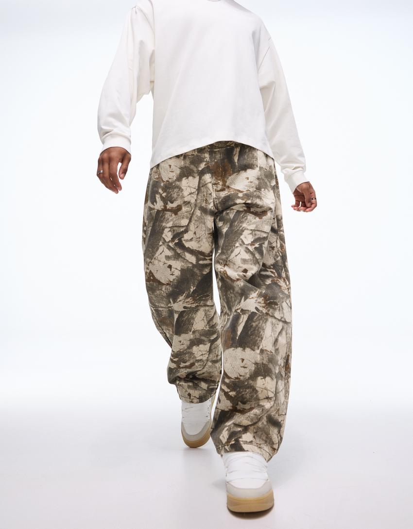 Super baggy printed trousers-Brown