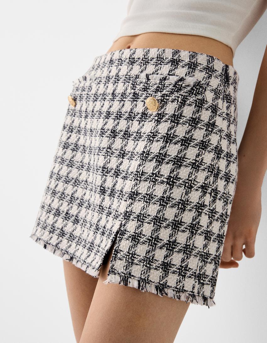 تنورة قصيرة بملمس بارز-أسود-3