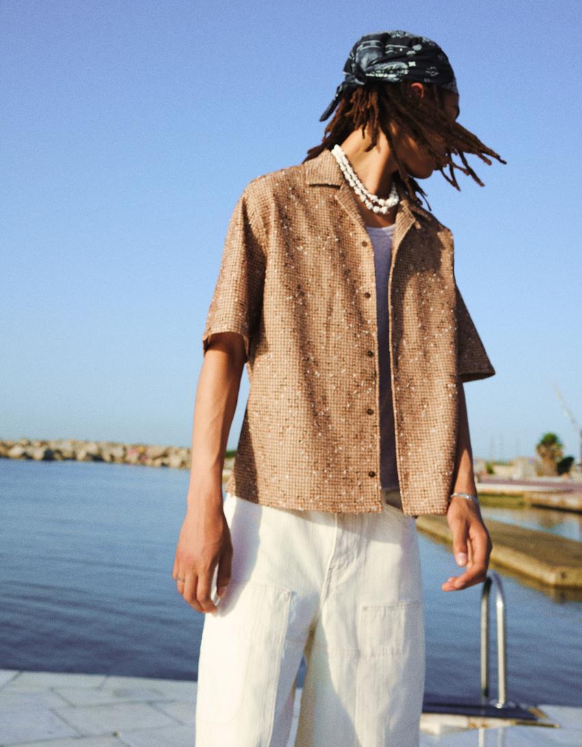 Textured boxy fit short sleeve shirt-Brown