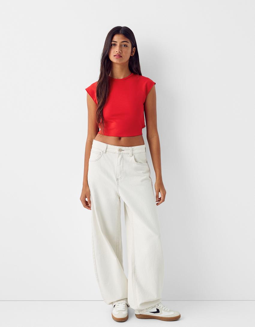 تيشرت بأكمام قصيرة وأحجار تزيينية-أحمر-3