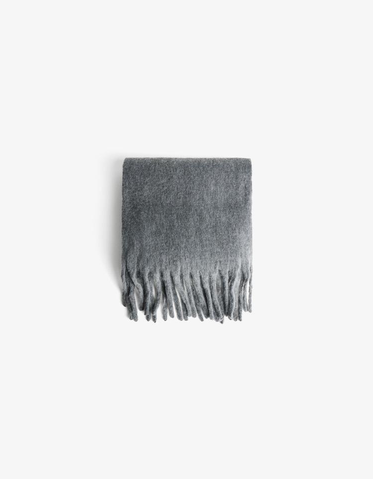 Solid-coloured scarf
