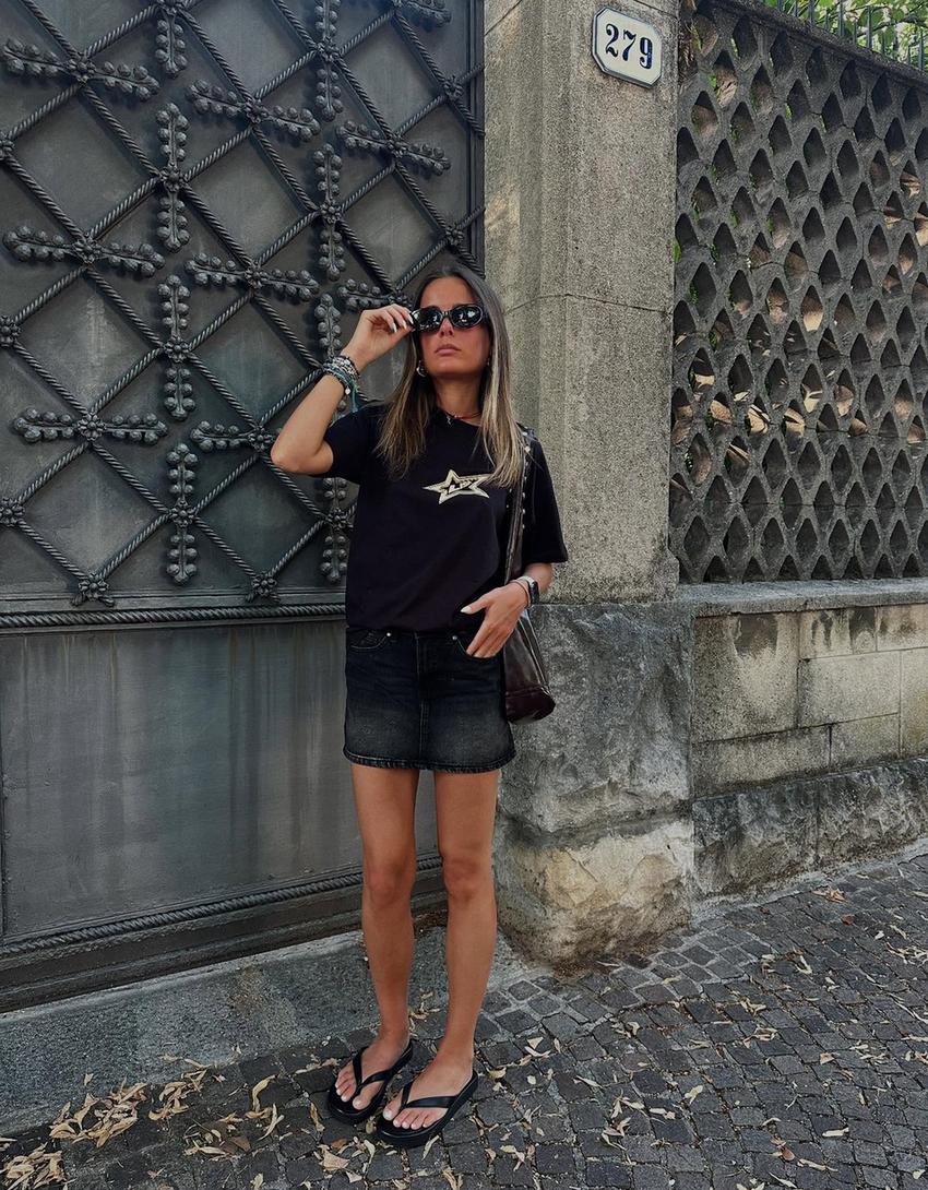Lisa print short sleeve T-shirt-Black