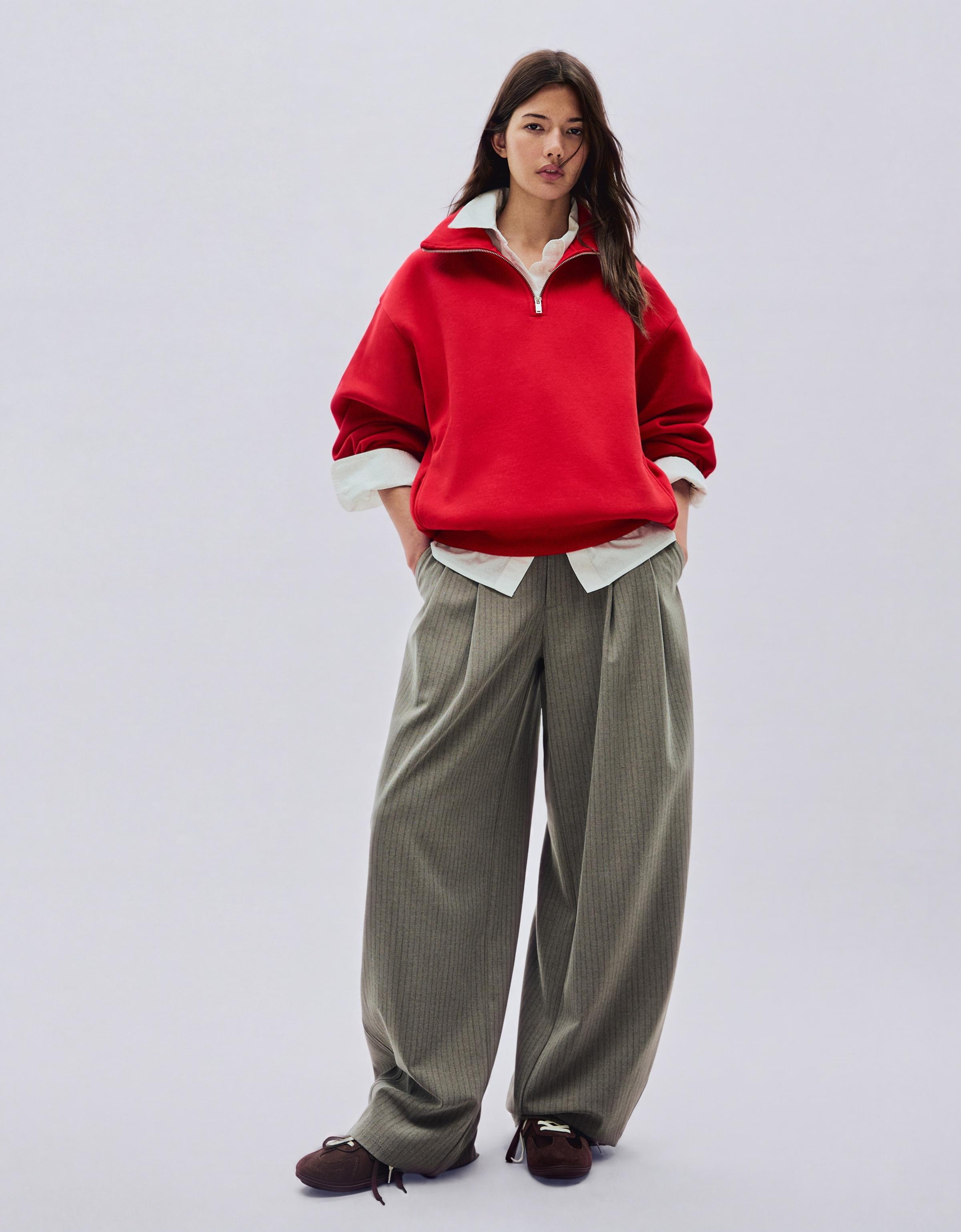 High neck zip-up sweatshirt — Red