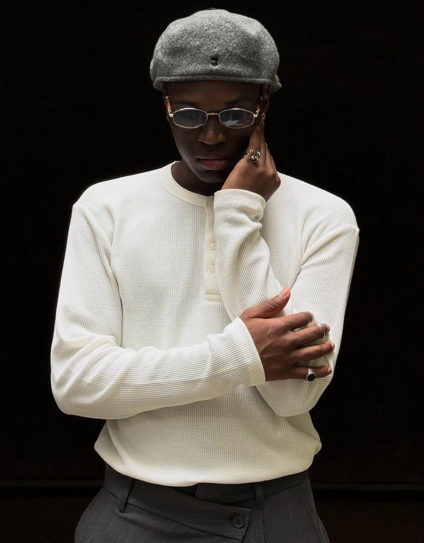 Long-sleeve slim-fit Henley collar T-shirt-Off white