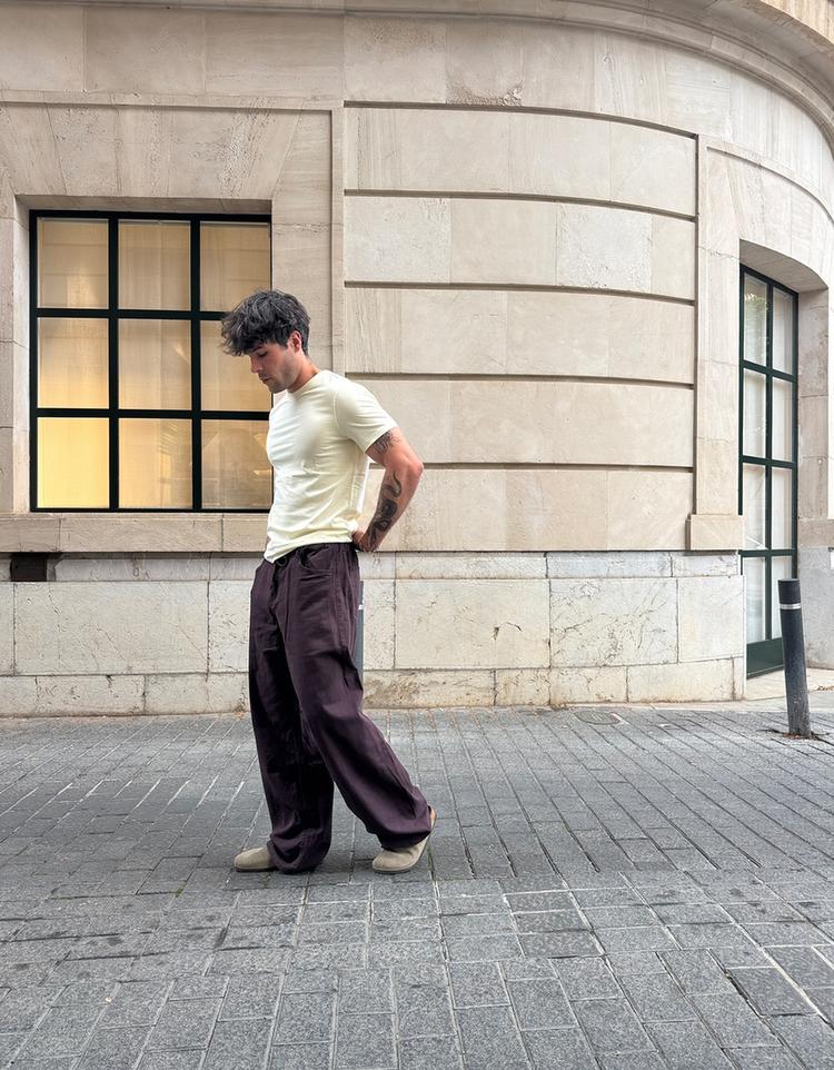 Basic short-sleeved T-shirt