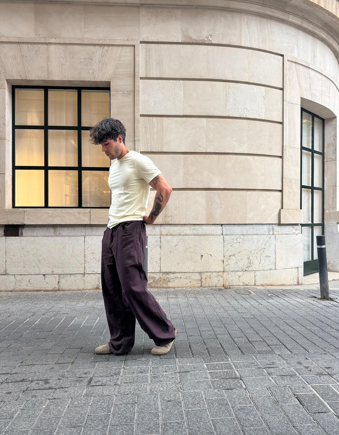 Basic short-sleeved T-shirt