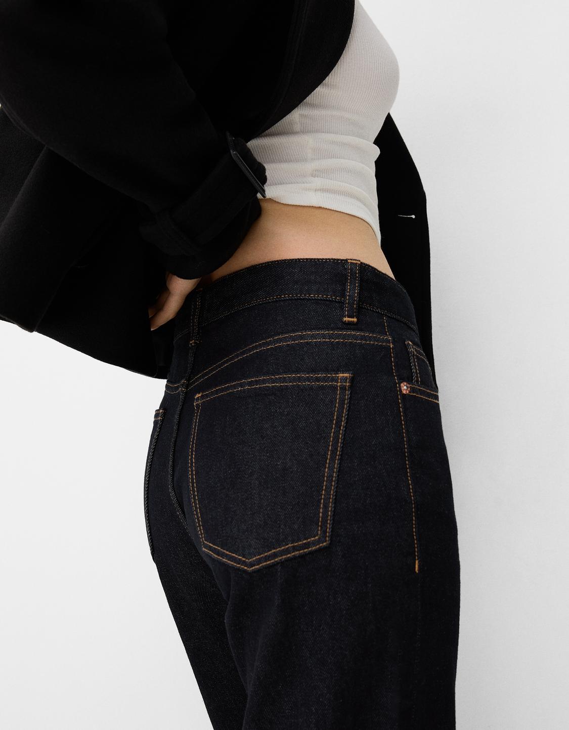 Straight fit jeans