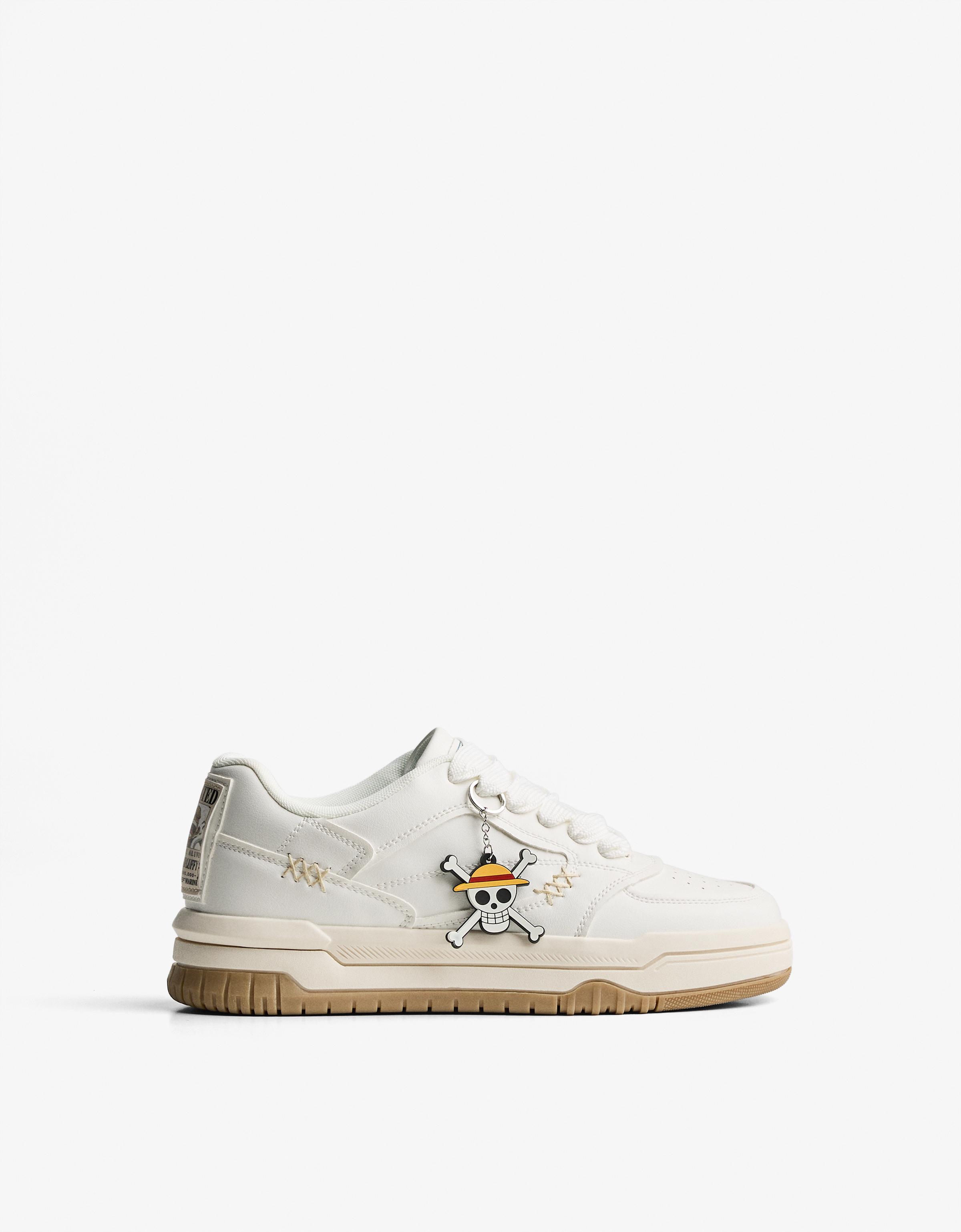 Bershka One Piece Skateschuh-Schlüsselanhänger Herren 42 Weiss