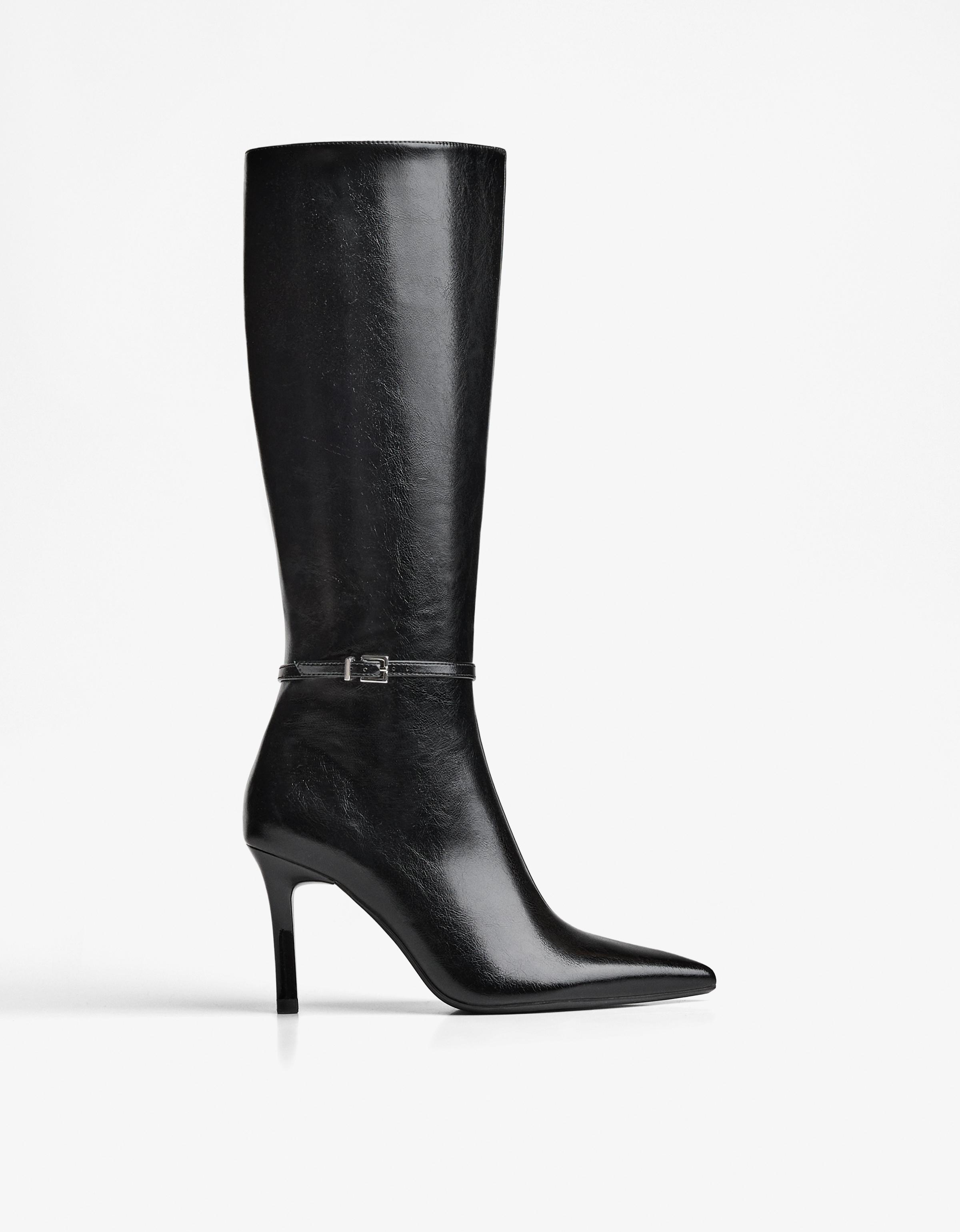 Bershka Stiefel Mit Absatz Und Schnallendetail Damen 35 Schwarz