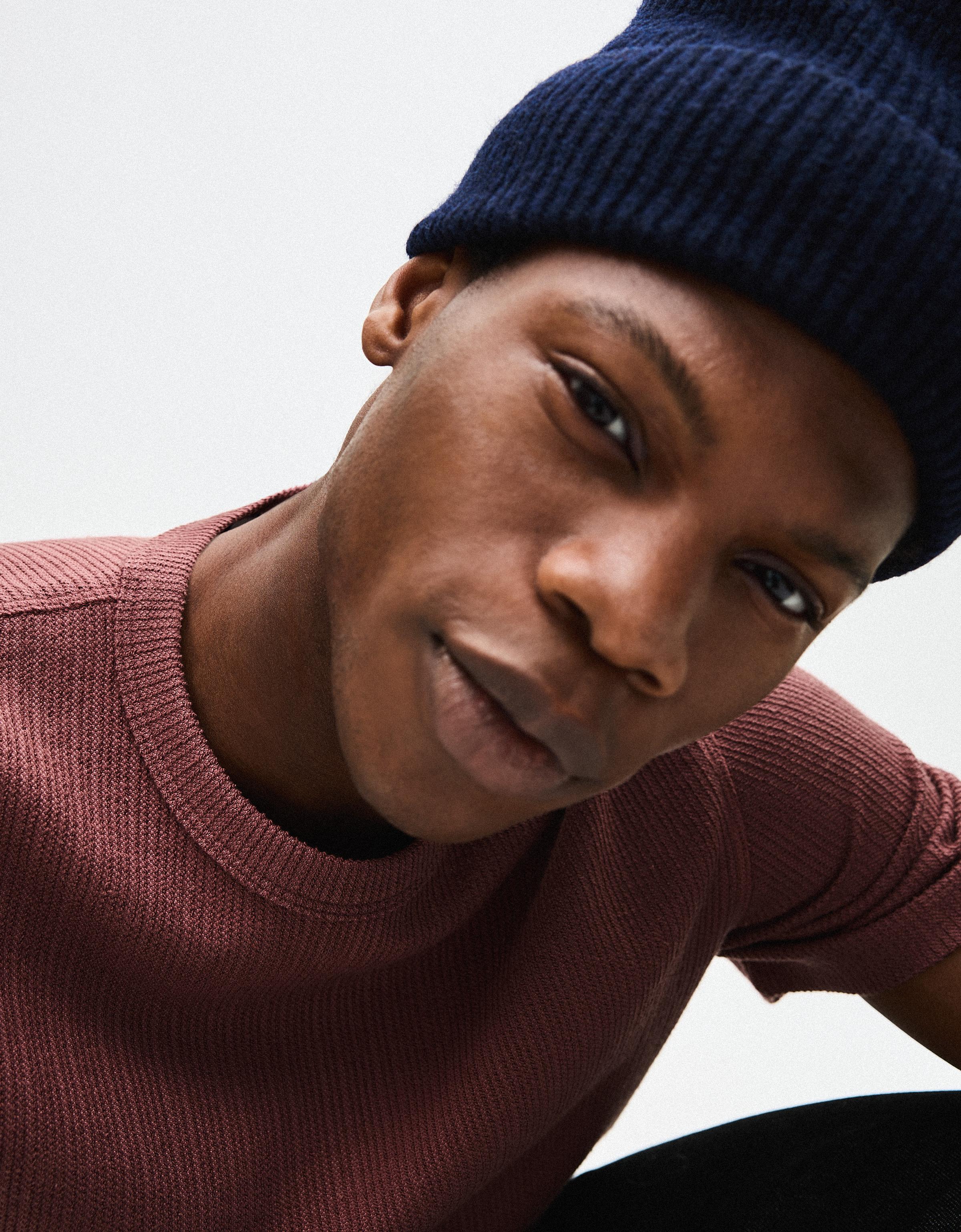 Kısa kollu dokulu tişört - Görsel 41