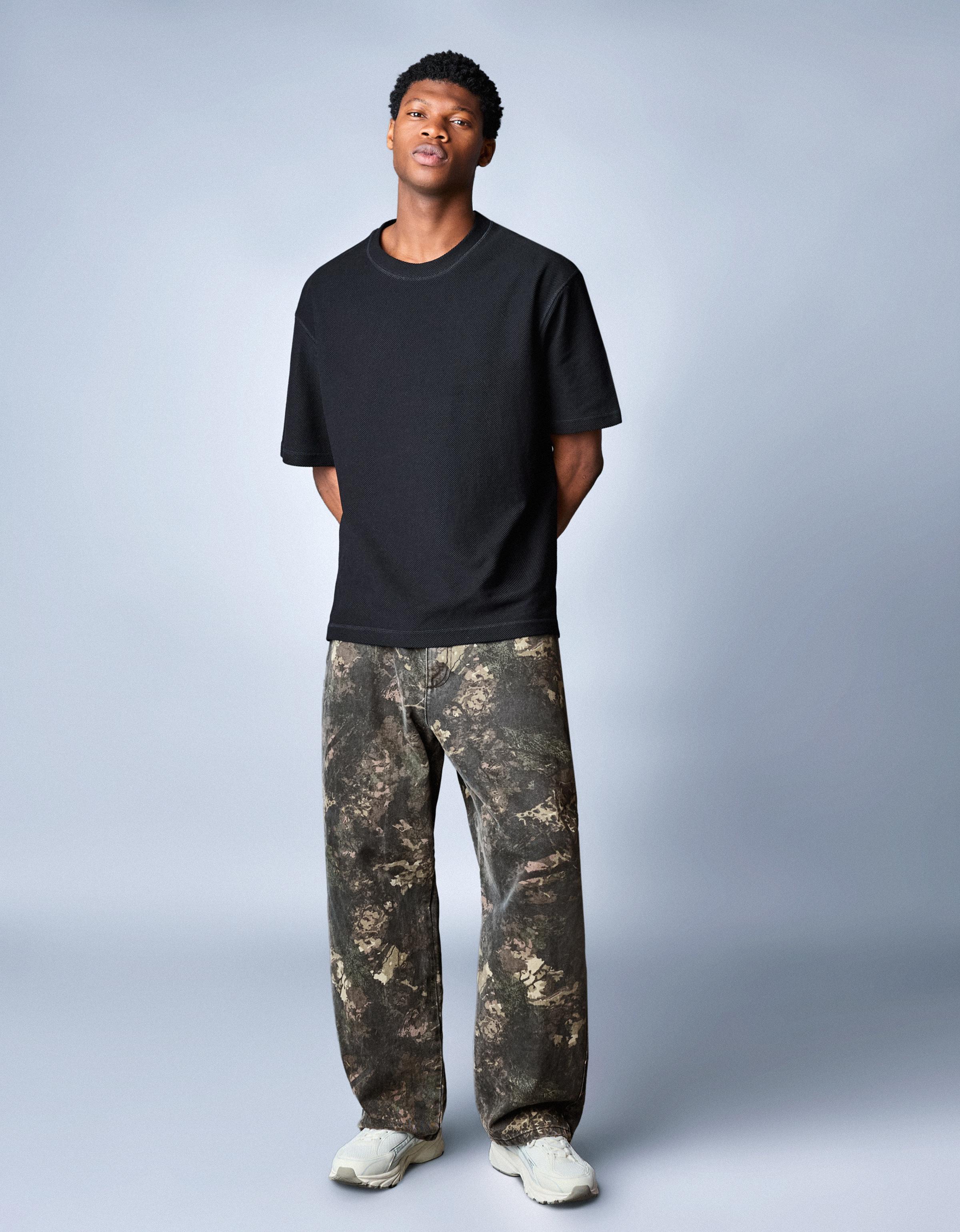 Bershka Super Baggy Hose Mit Print Herren 34 Khaki